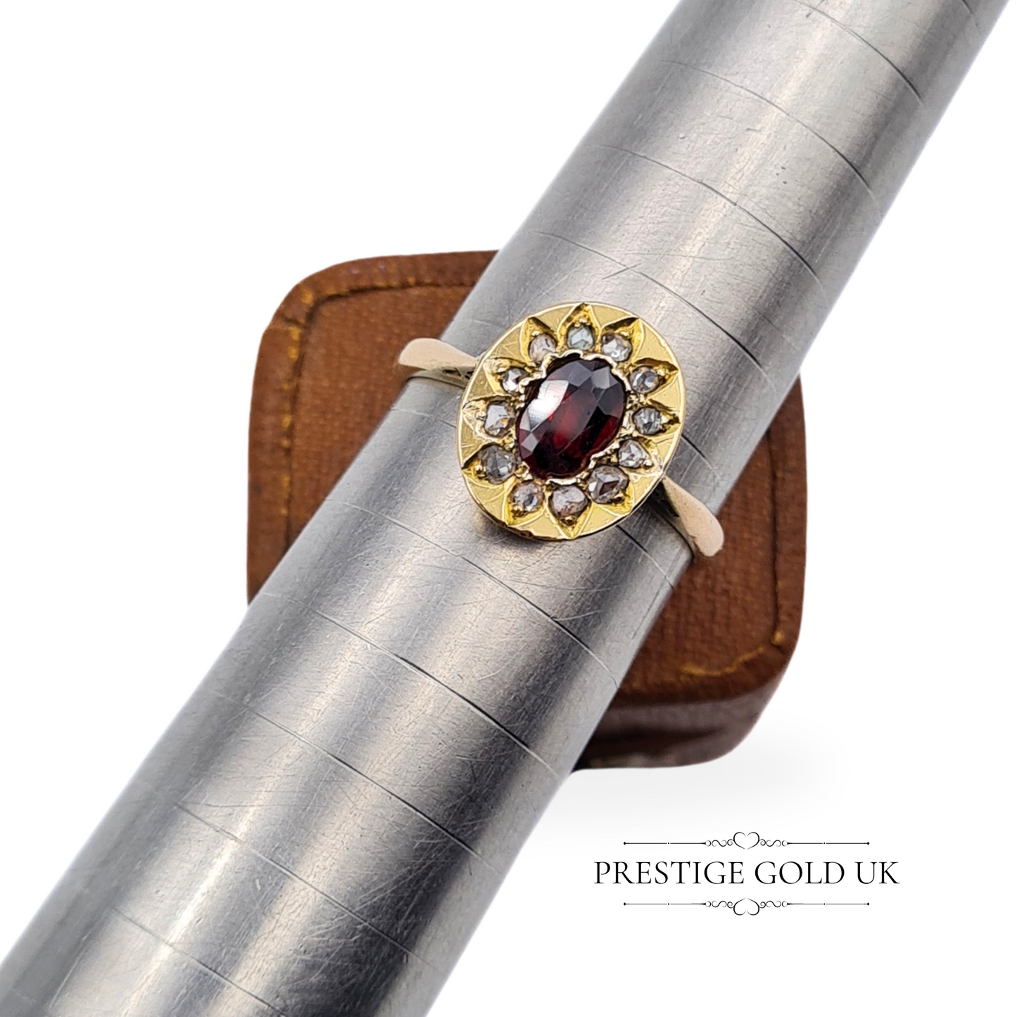 Antique 9ct Gold Garnet & Old Cut Diamond Ring - UK O 1/2 US 7 1/2 Euro 55.5