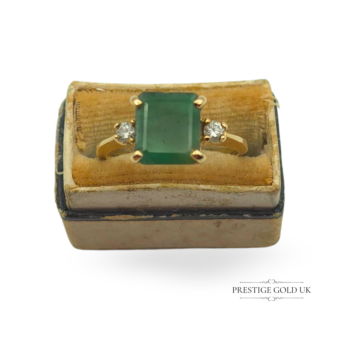 14ct Gold Emerald & Diamond Trilogy Large Emerald Ring UK N / US 6 3/4 / EU 54