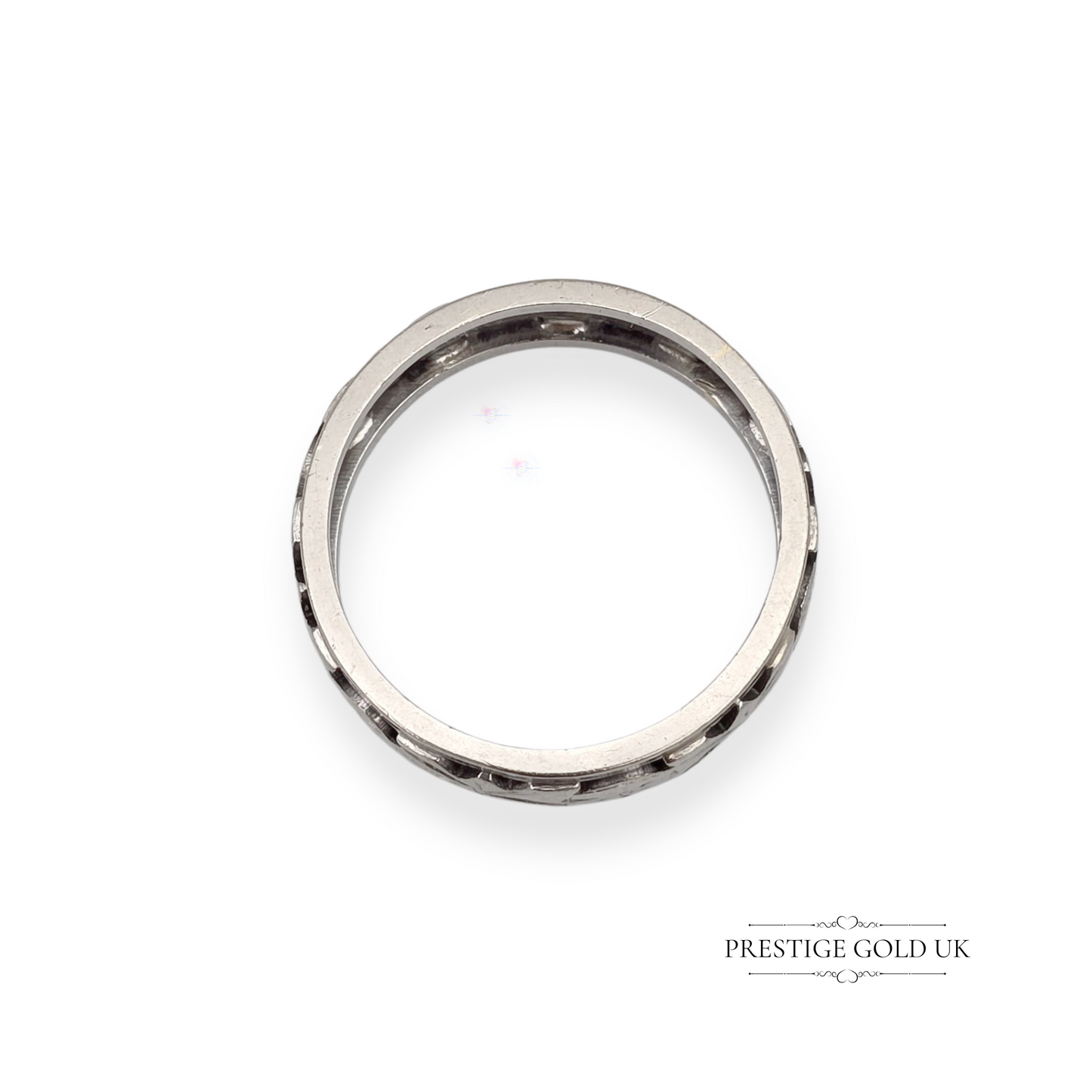 18ct White Gold Floral Hollow Ring, Fully Hallmarked London 1957, Size UK N US 6 3/4