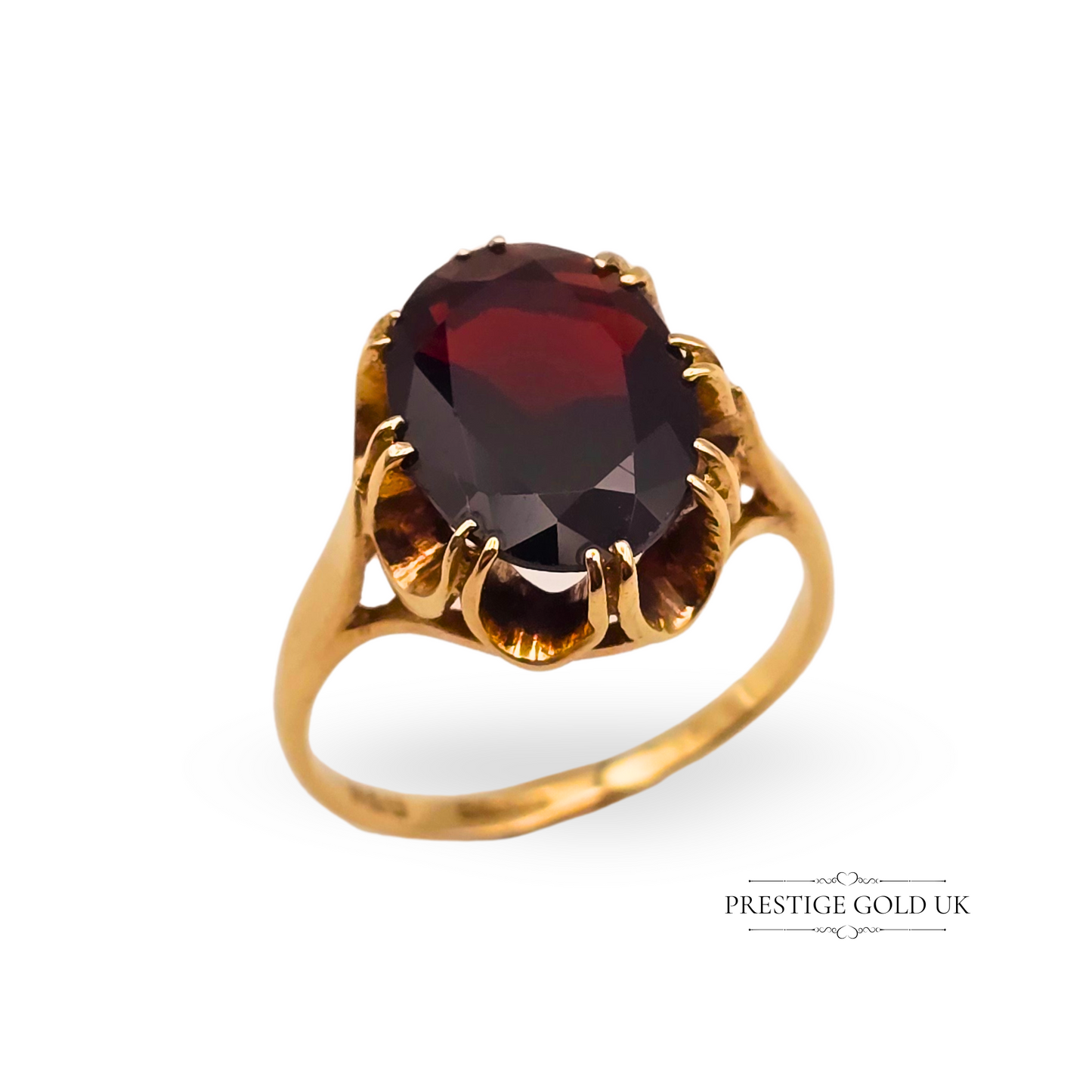 9ct Gold Garnet Ring, Large Oval Cut Stone, London 1979, UK S / US 9