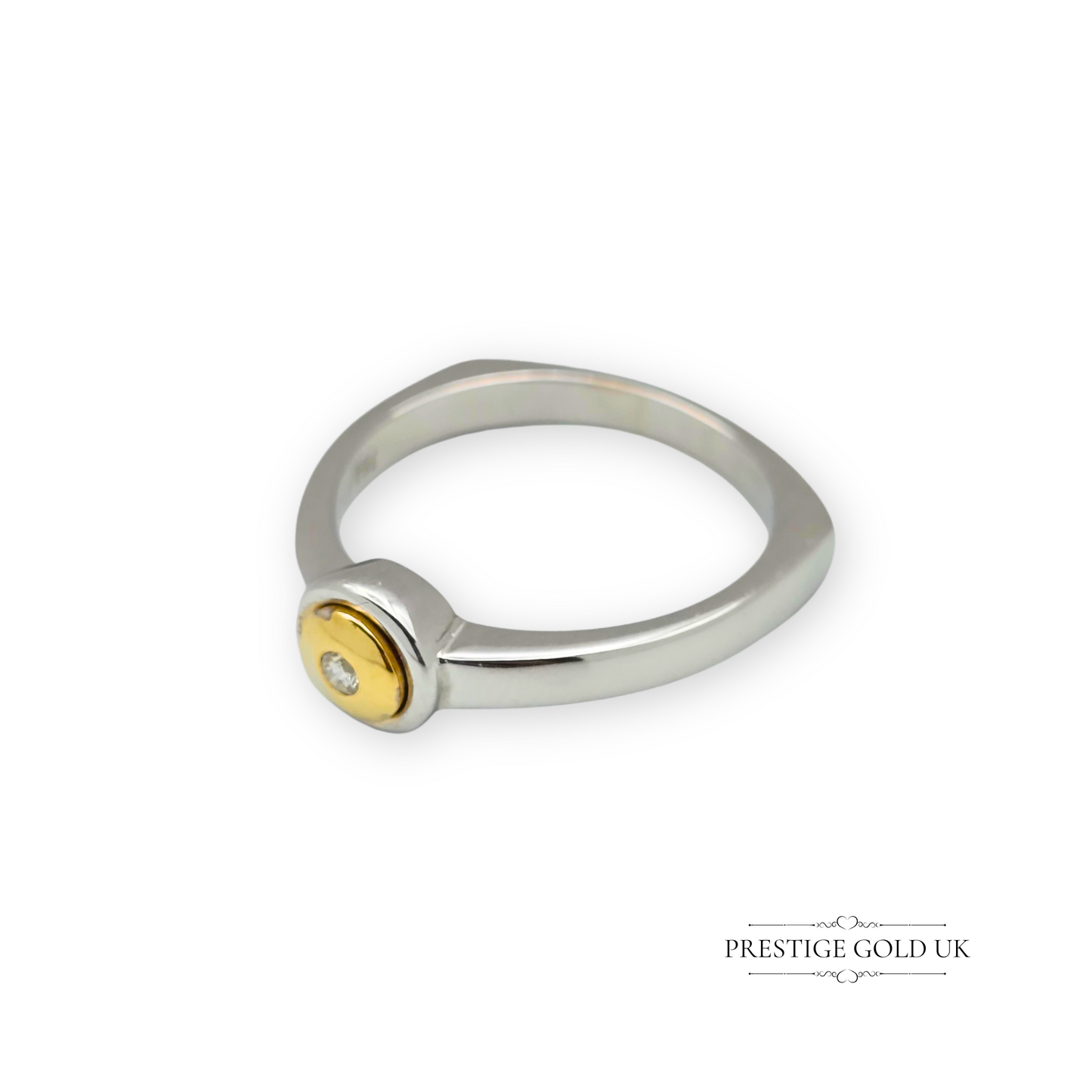 18ct White & Yellow Gold Designer Ring, Solitaire Triangle, UK Q 1/2 US 8 1/4
