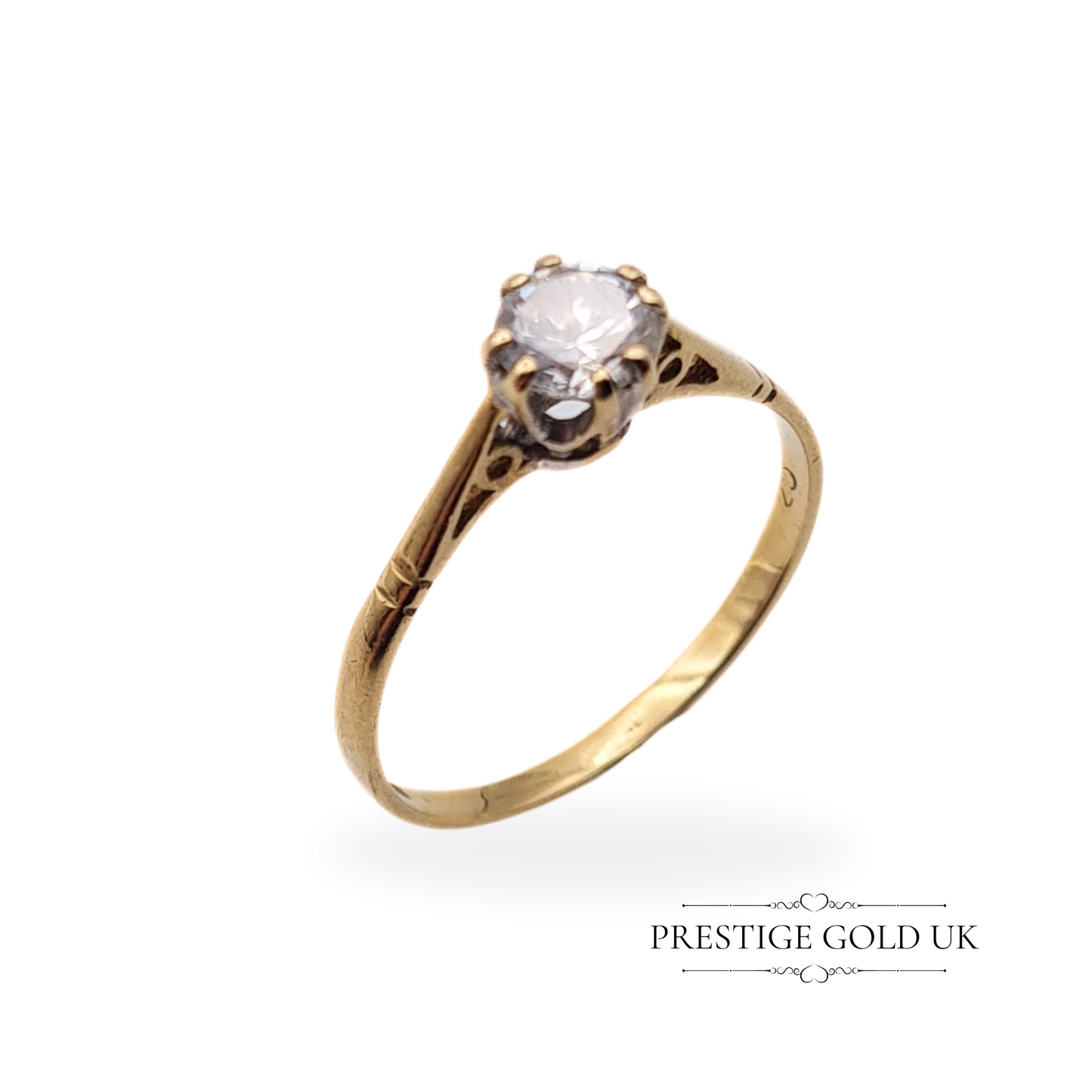 Vintage 9ct Gold CZ Solitaire Ring - Size UK O 1/2 US 7 1/2 Euro 56