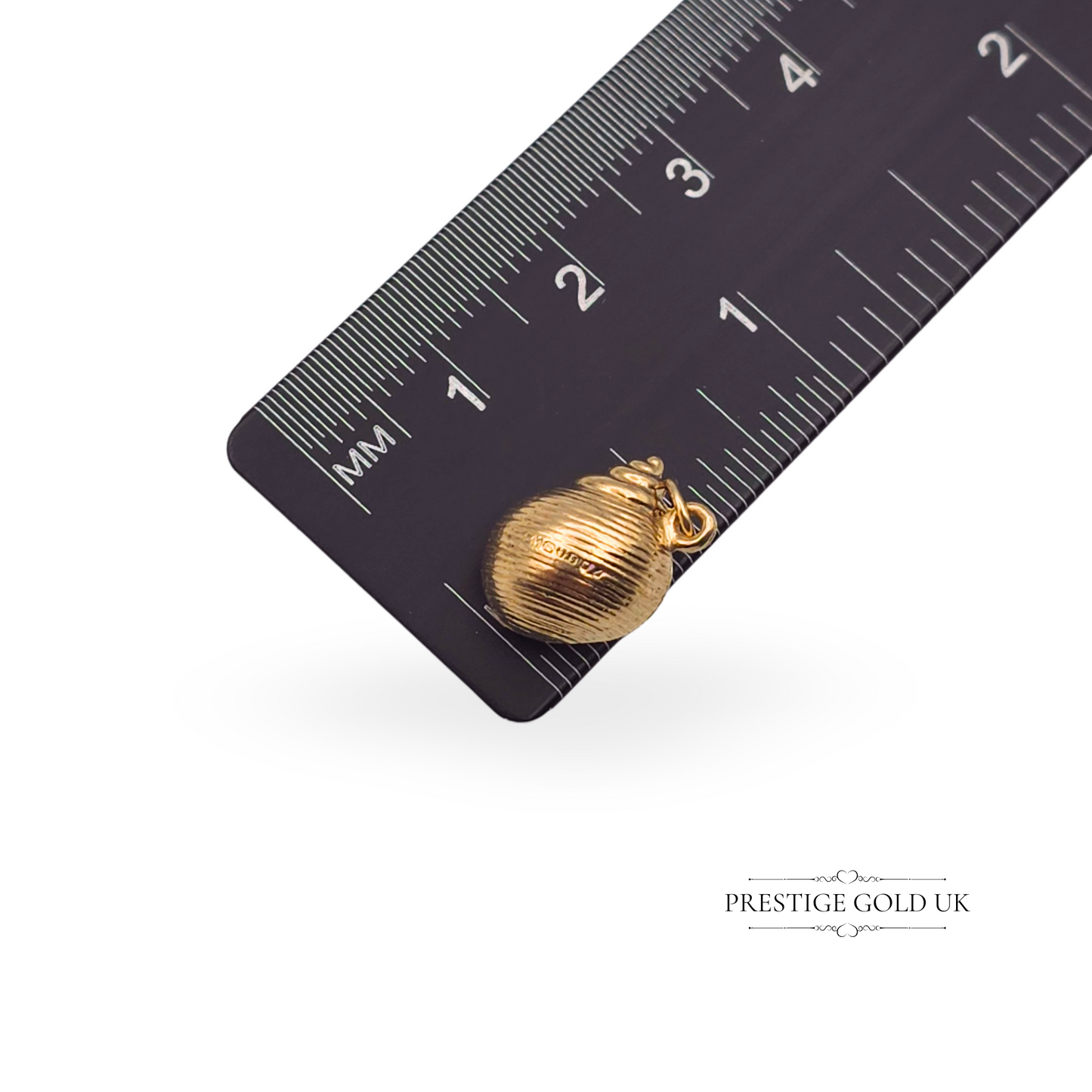 Vintage Snail Shell Charm in 9ct Gold Hallmarked 1975