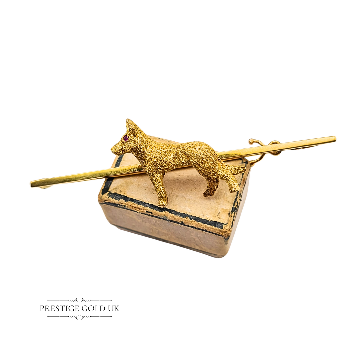 Large 9ct Gold Alsatian Brooch, Heavy Solid Cast Gold Dog With Red Stone Eye