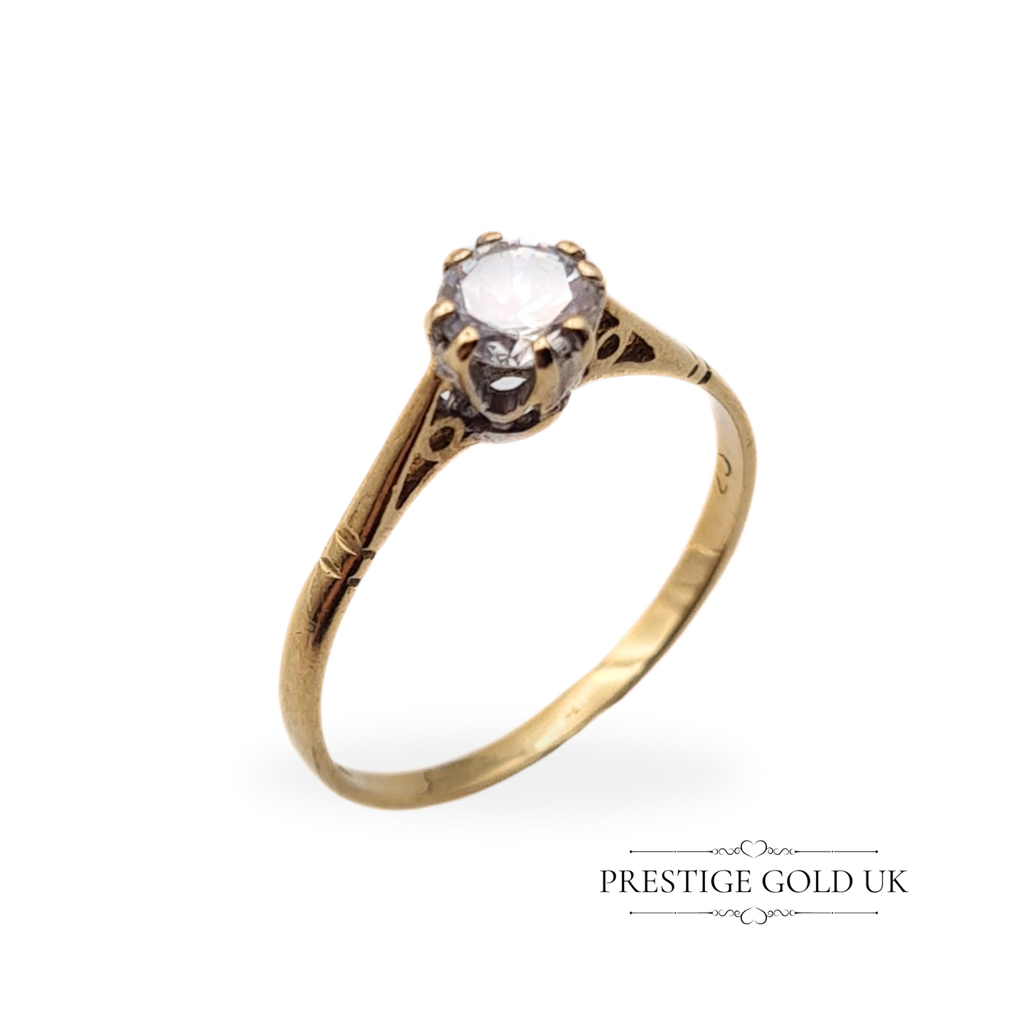 Vintage 9ct Gold CZ Solitaire Ring - Size UK O 1/2 US 7 1/2 Euro 56