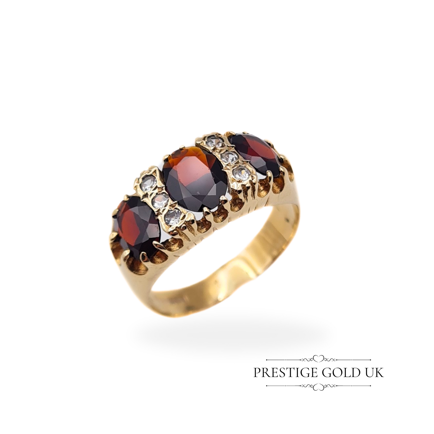 Vintage 9ct Gold Garnet & Cubic Zirconia Ring - UK Q, US 8, Euro 57