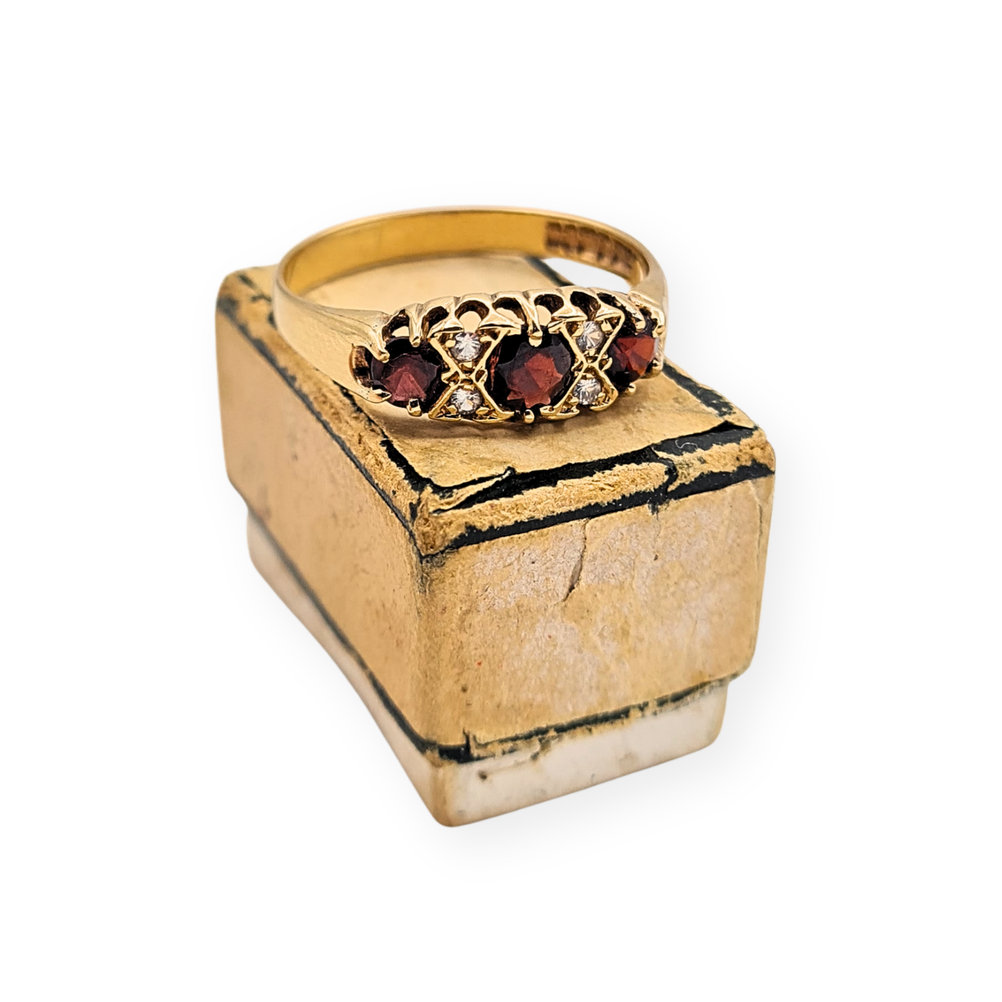 9ct Gold Garnet CZ Boat Ring UK R US 8 3/4 London 1976
