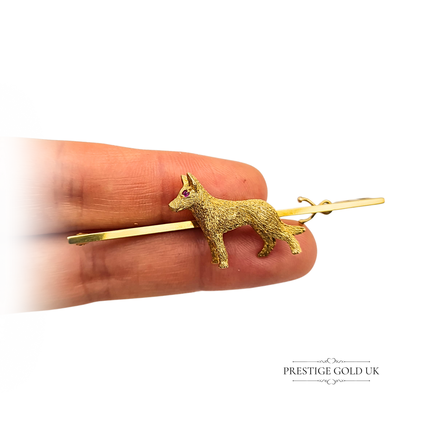 Large 9ct Gold Alsatian Brooch, Heavy Solid Cast Gold Dog With Red Stone Eye