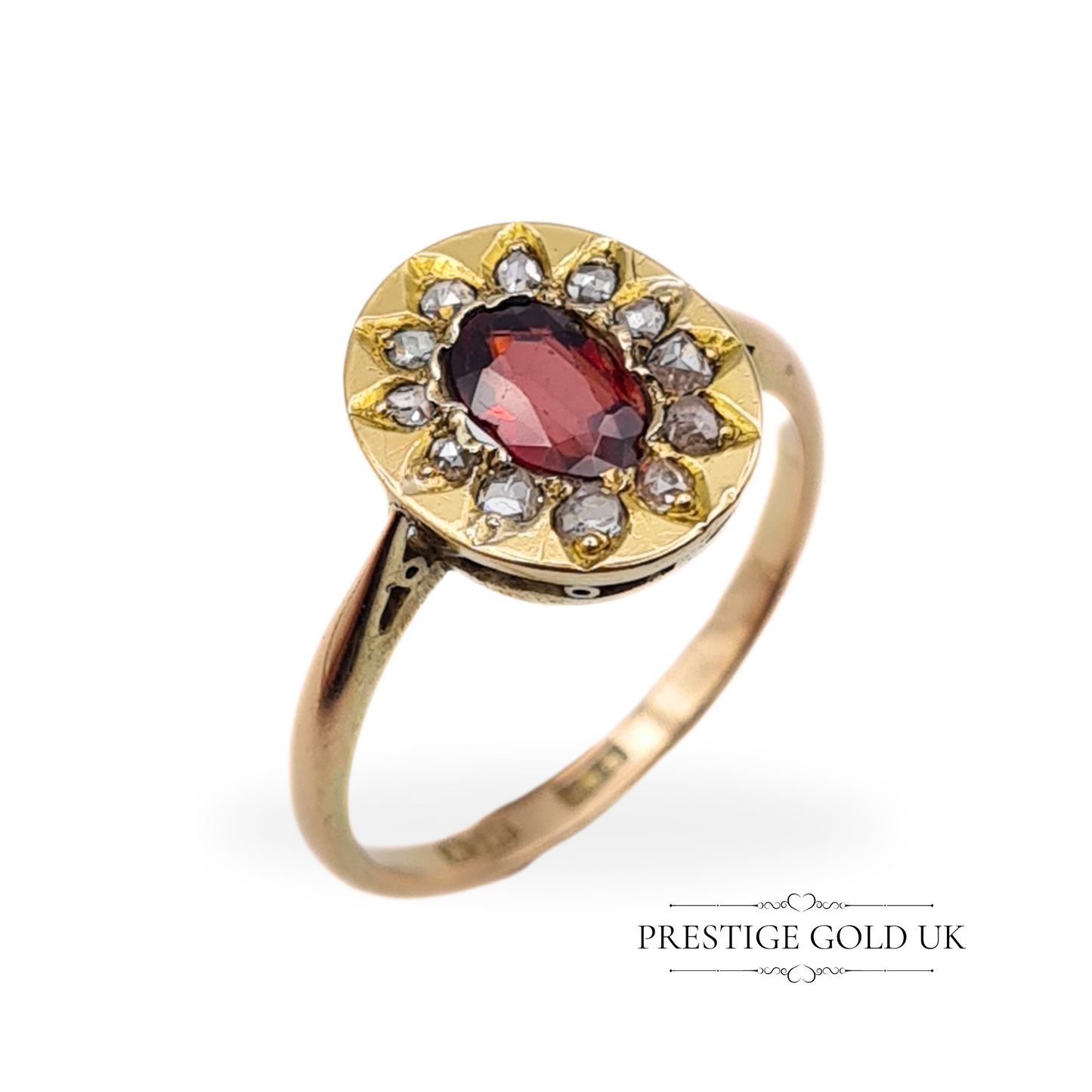 Antique 9ct Gold Garnet & Old Cut Diamond Ring - UK O 1/2 US 7 1/2 Euro 55.5
