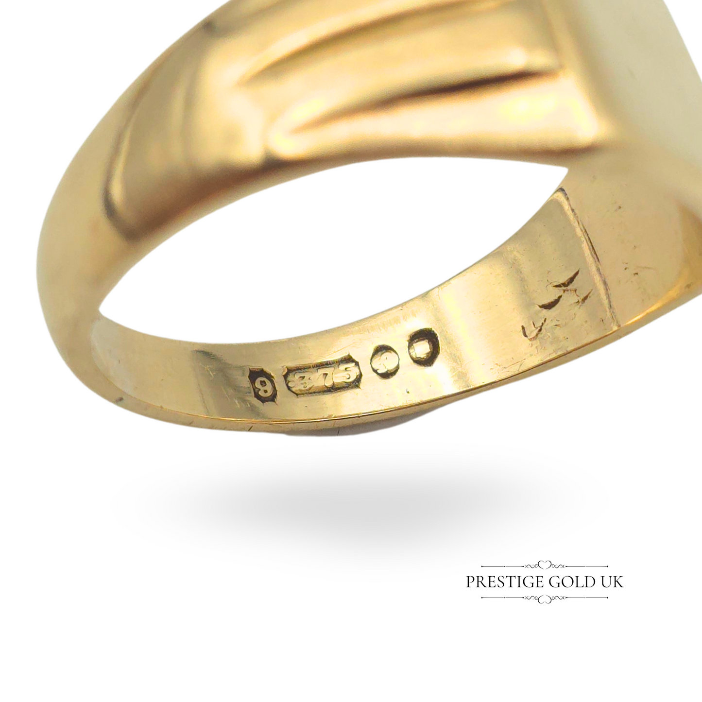 Vintage 9ct Gold Signet Ring 6.8g London 1961 UK W / US 11