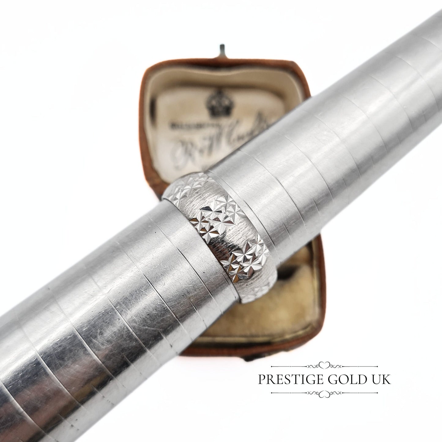 Vintage 18ct White Gold Patterned Ring - UK T 1/2, US 9 1/2, Euro 21 1/2
