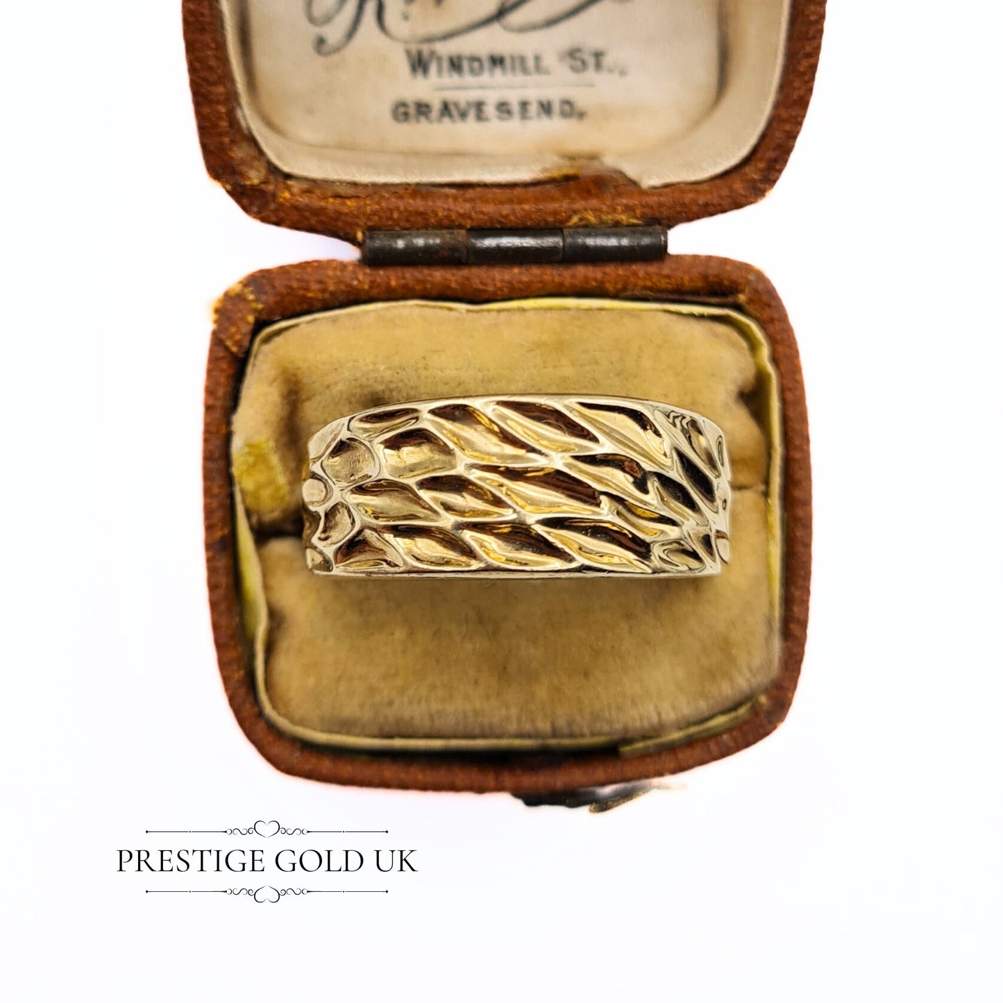 Vintage 9ct Gold Patterned/Textured Ring - Size UK N, US 6 1/4, Euro 53.5
