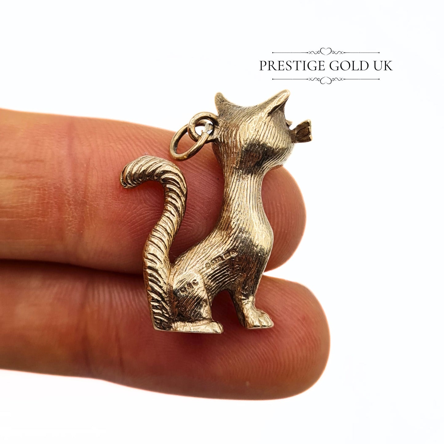 Vintage Heavy 9ct Gold Cat Pendant / Charm