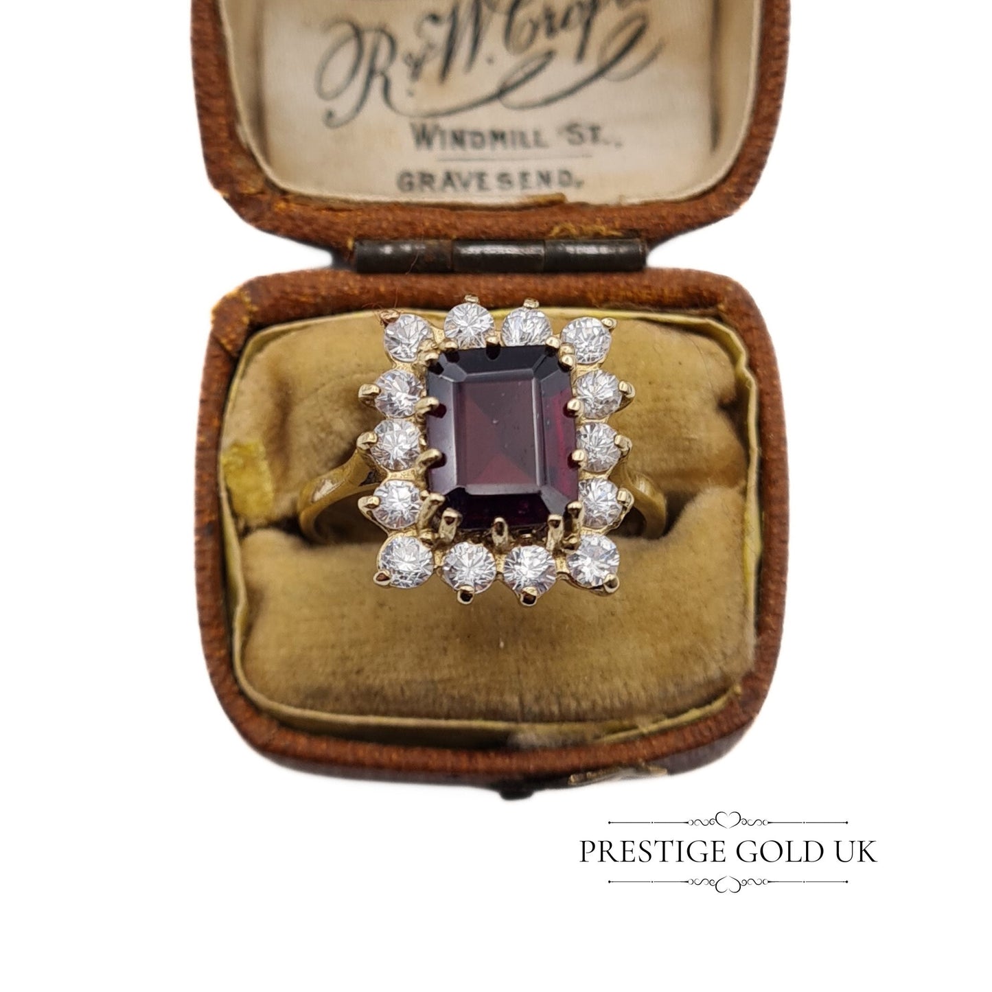 Vintage 9ct Gold Garnet & CZ Statement Ring - UK O 1/2, US 7 1/2, Euro 55.5