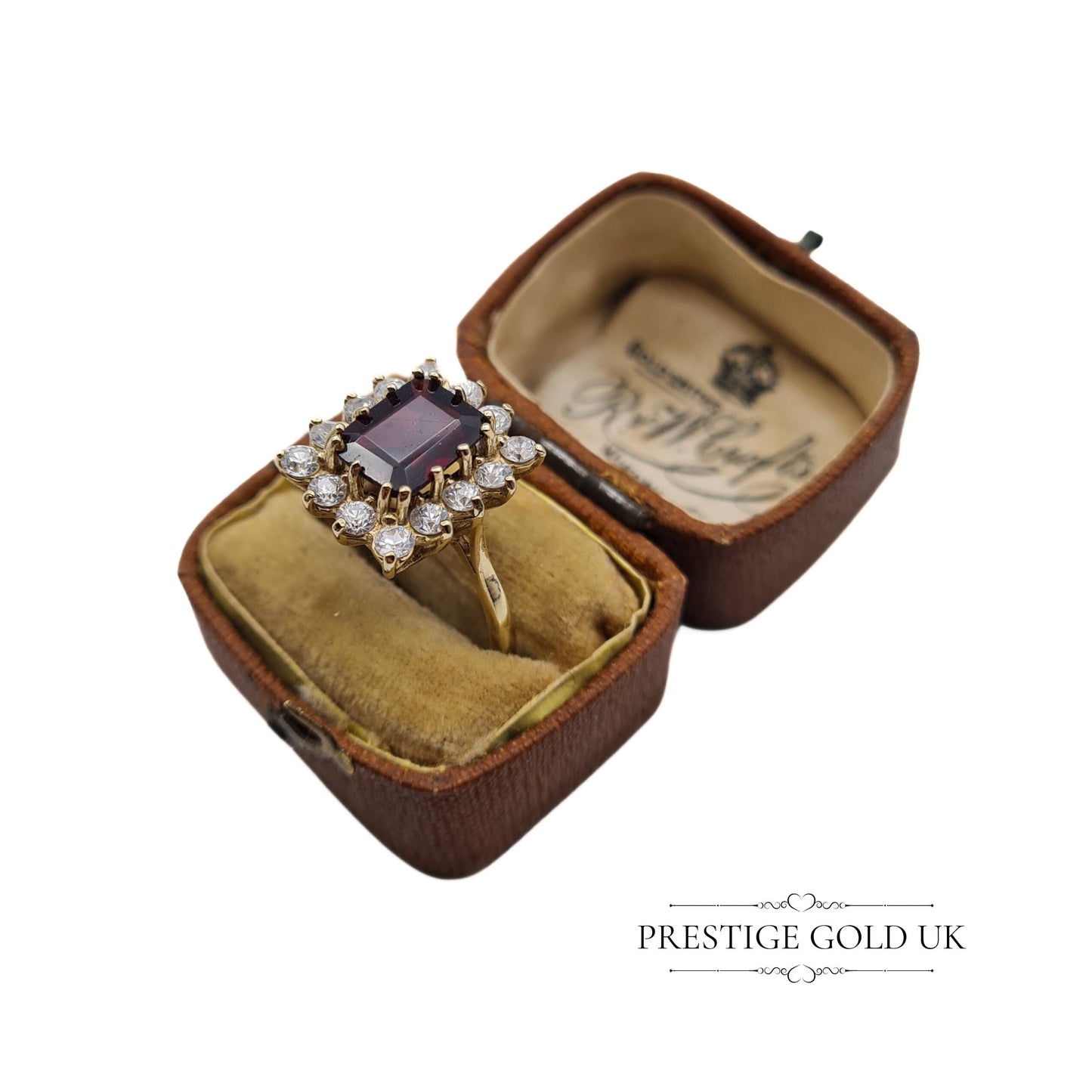 Vintage 9ct Gold Garnet & CZ Statement Ring - UK O 1/2, US 7 1/2, Euro 55.5