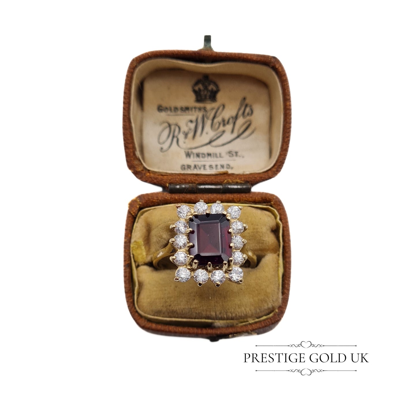 Vintage 9ct Gold Garnet & CZ Statement Ring - UK O 1/2, US 7 1/2, Euro 55.5
