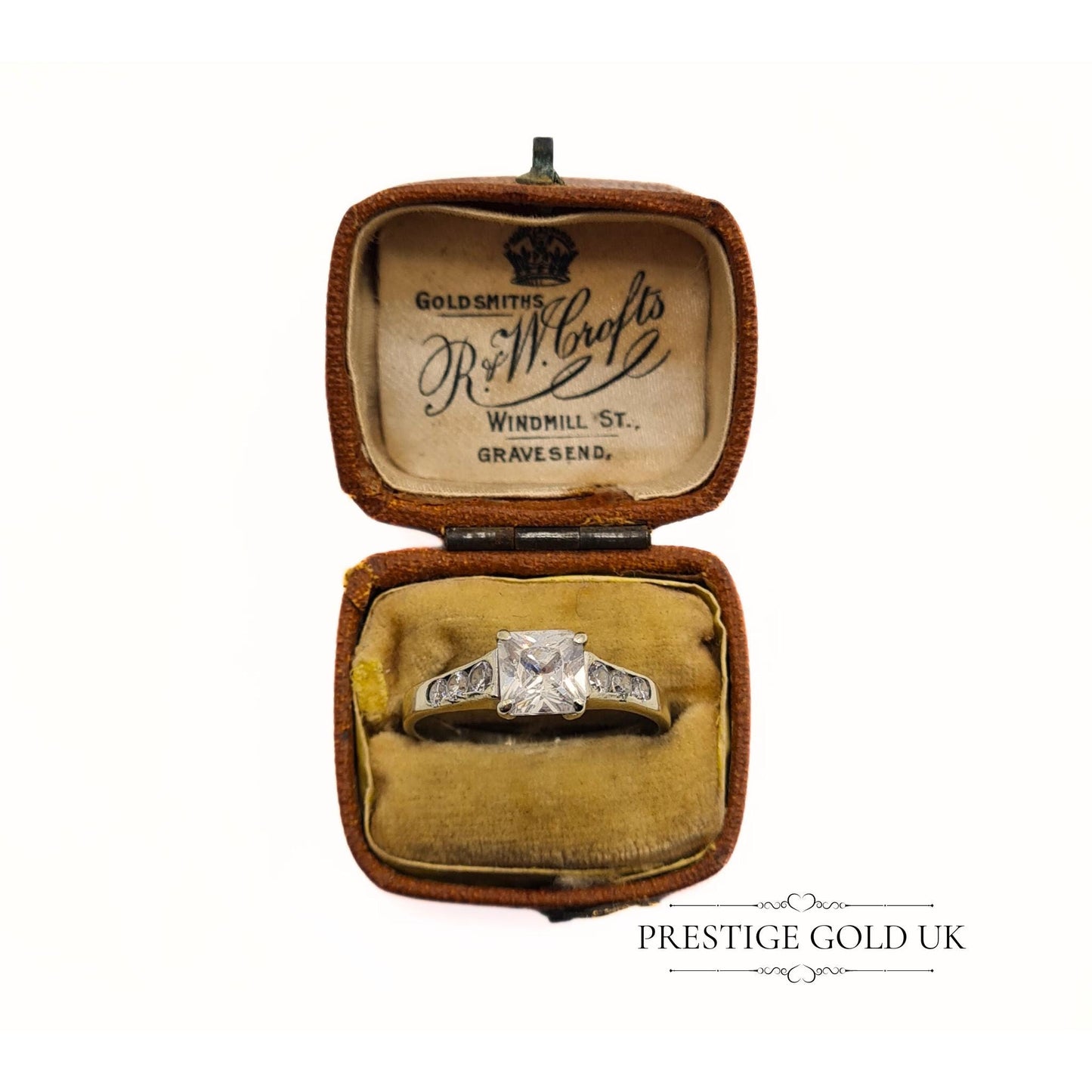 Clearance Item: 9ct White Gold Baguette Cut CZ Ring - UK Q, US 8 1/2, Euro 58