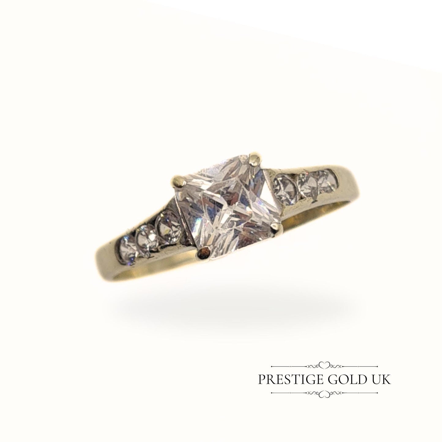 Clearance Item: 9ct White Gold Baguette Cut CZ Ring - UK Q, US 8 1/2, Euro 58