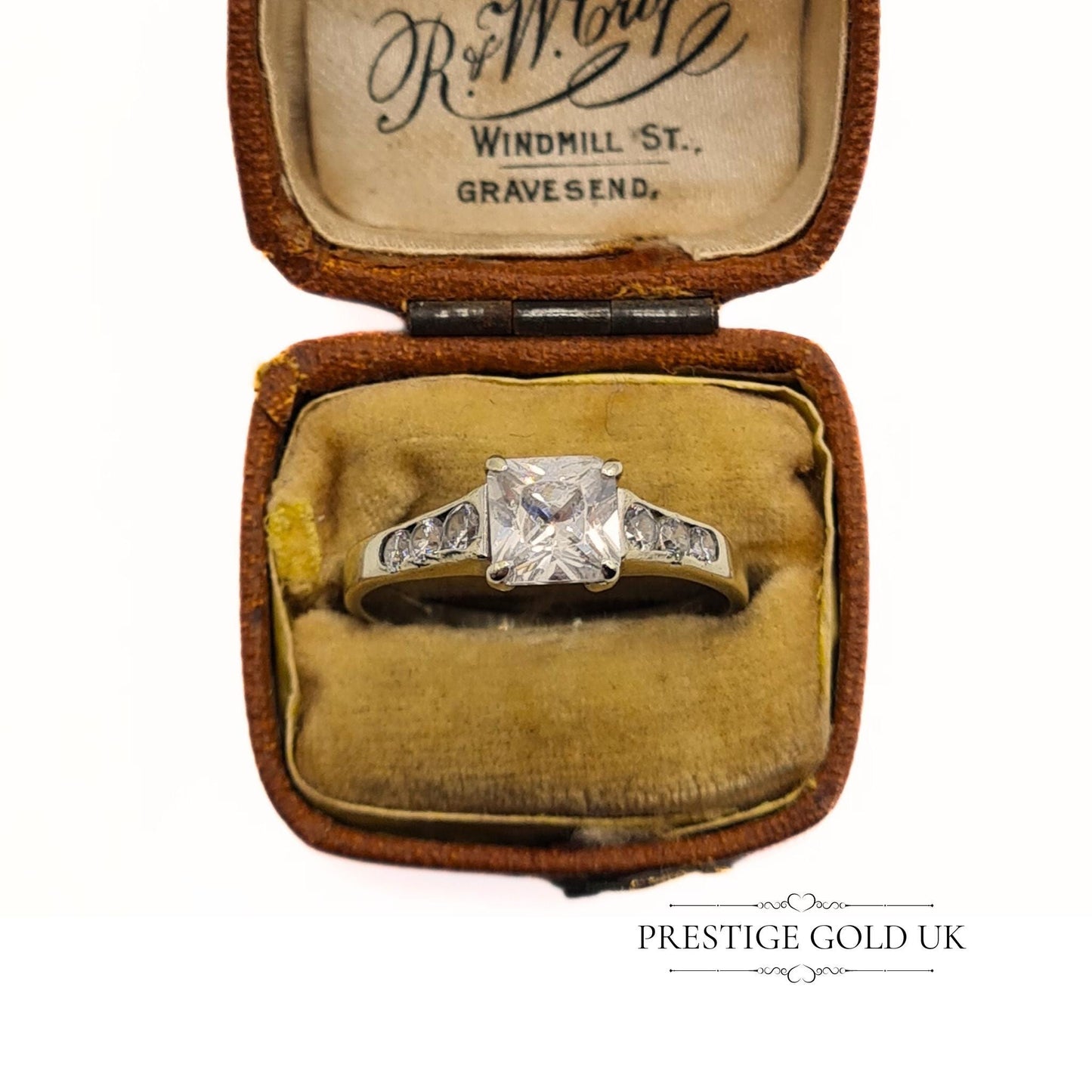 Clearance Item: 9ct White Gold Baguette Cut CZ Ring - UK Q, US 8 1/2, Euro 58