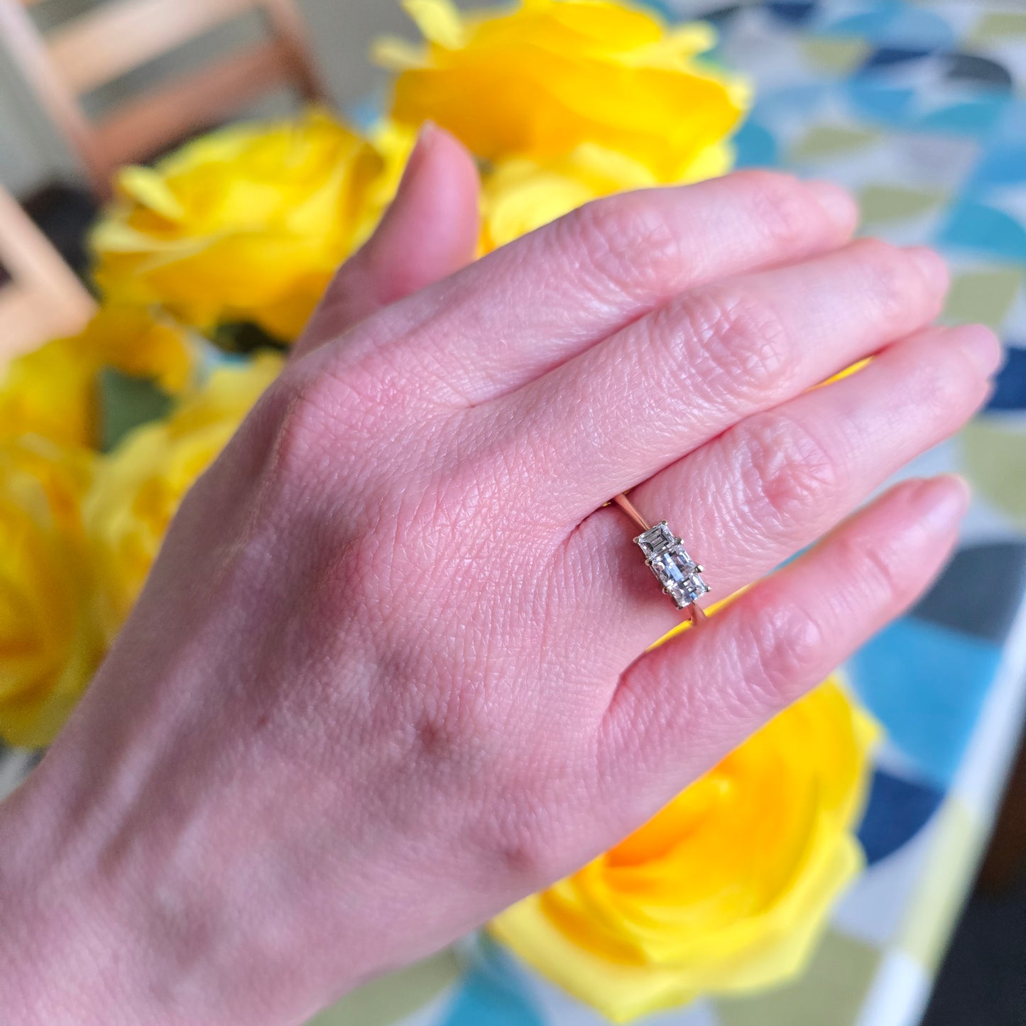 18ct Yellow Gold 3 Stone Millennium Cut Diamond Ring, Size UK J US 5