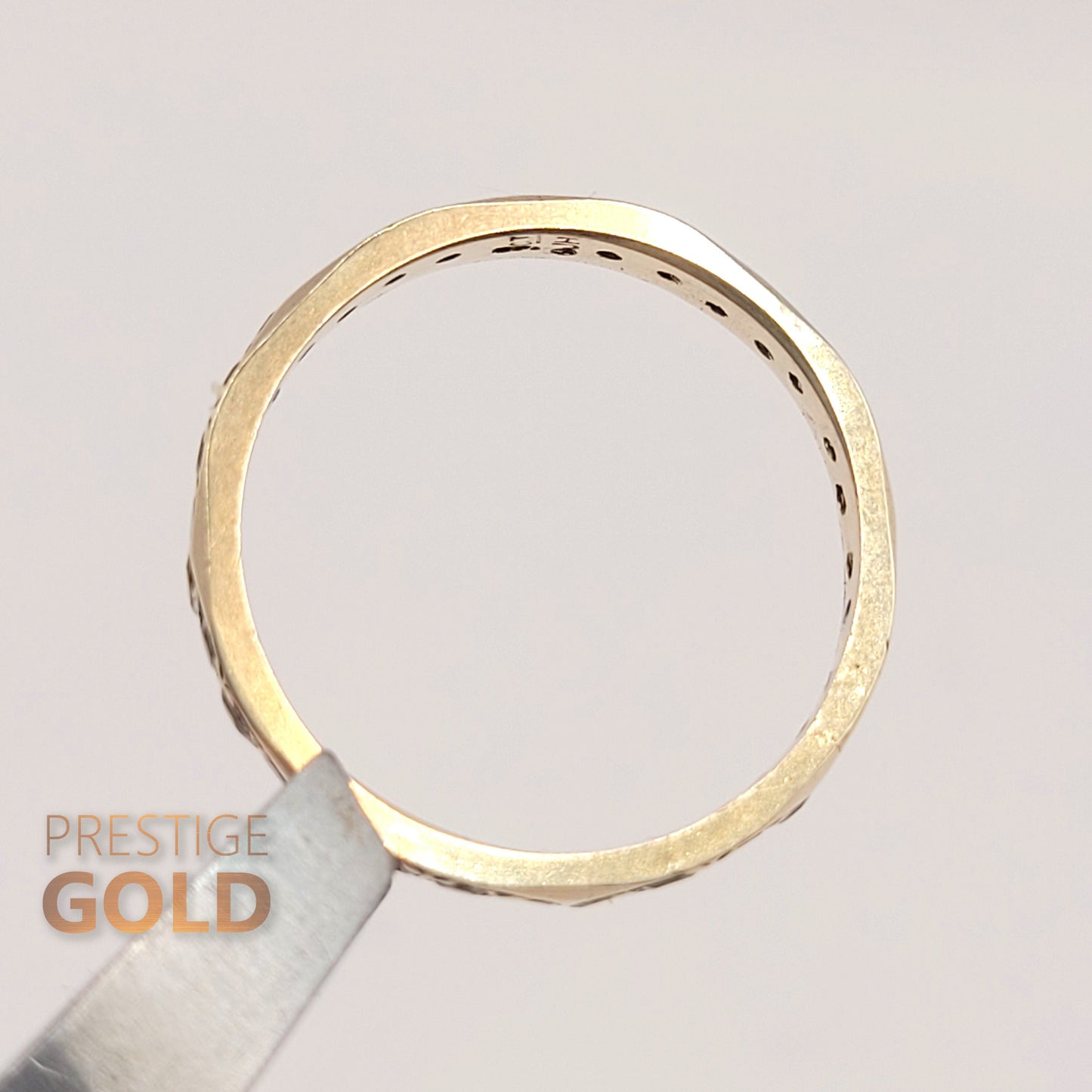 Vintage 1940s 9ct Gold Wedding Ring - Size UK J, US 4 3/4, Euro 49