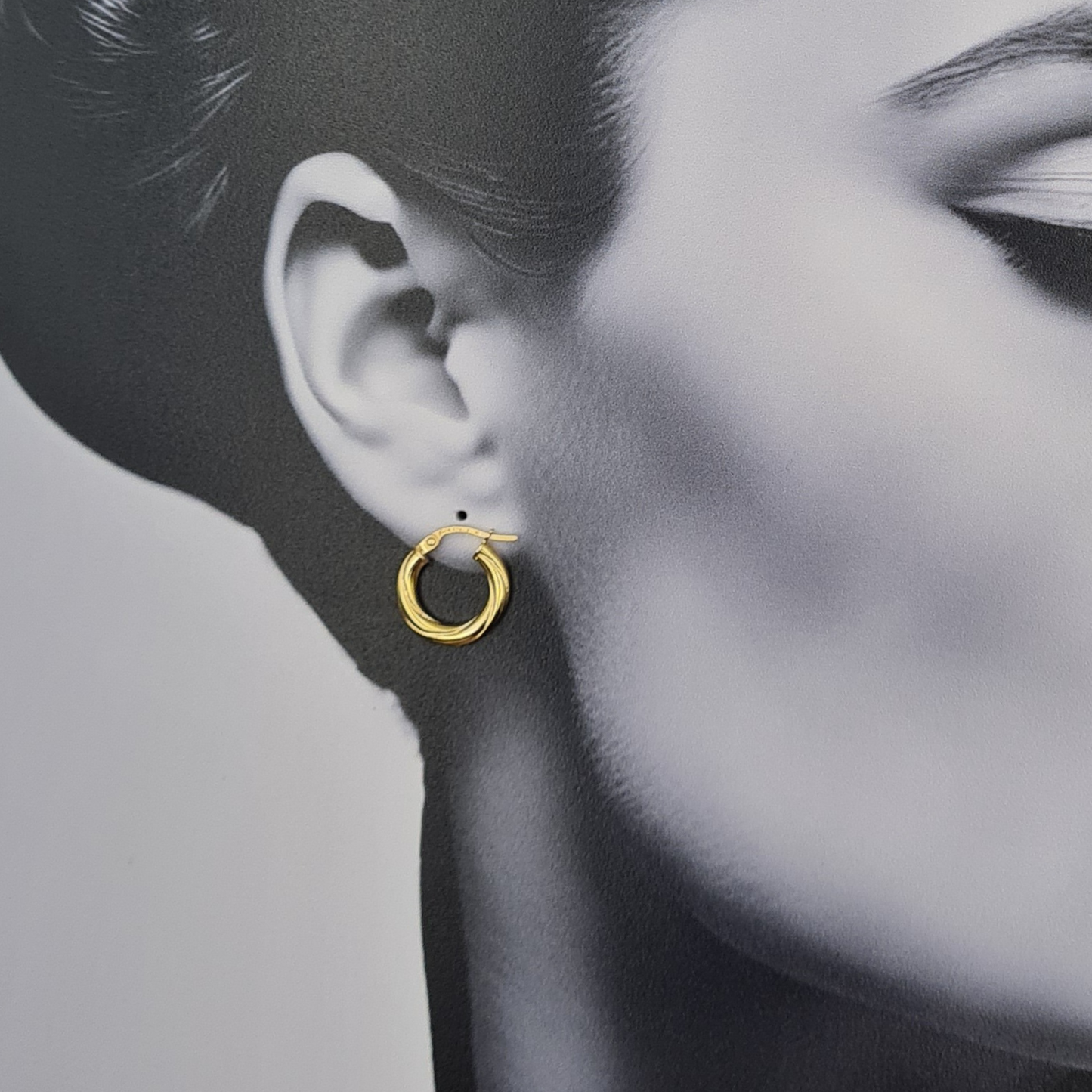 9ct Gold Twist Hoop Earrings 15mm wide