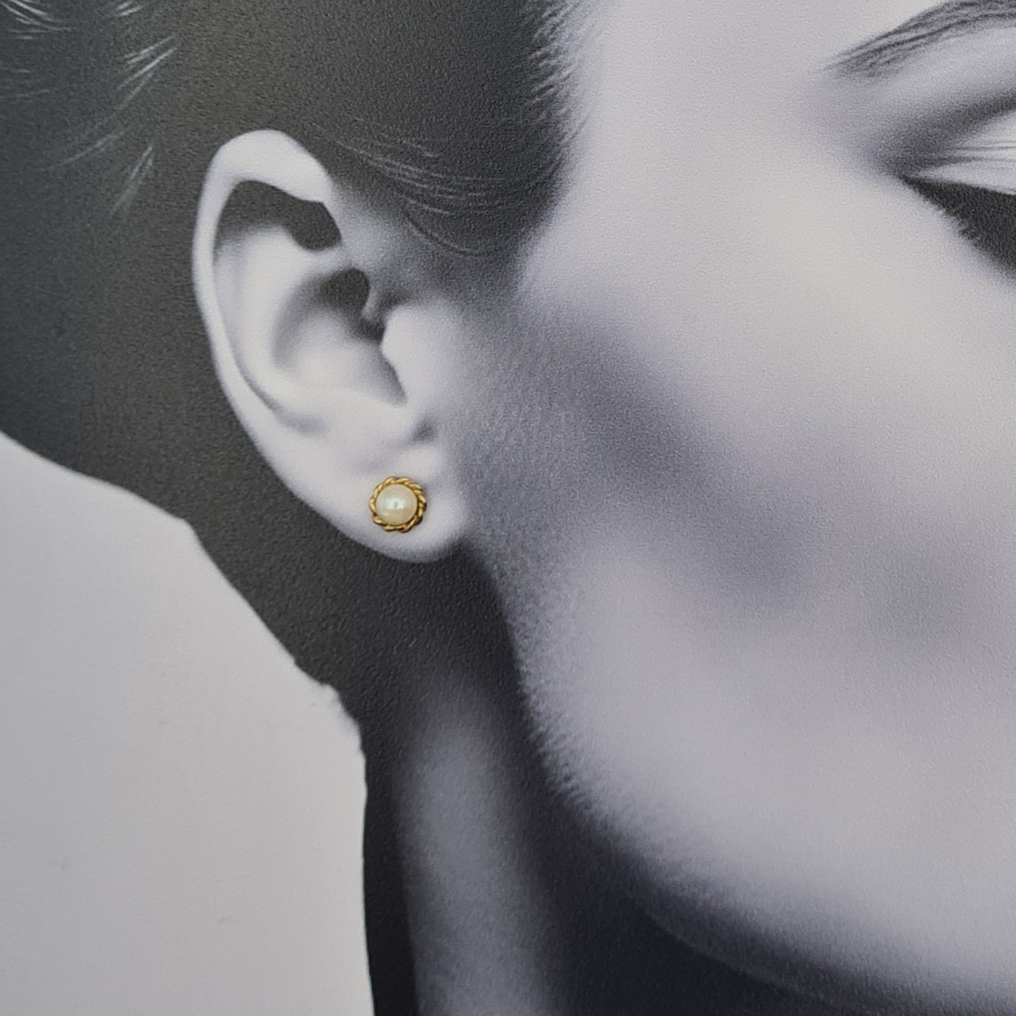 9ct Gold Pearl Stud Earrings, Rope Edge, Dainty Jewellery