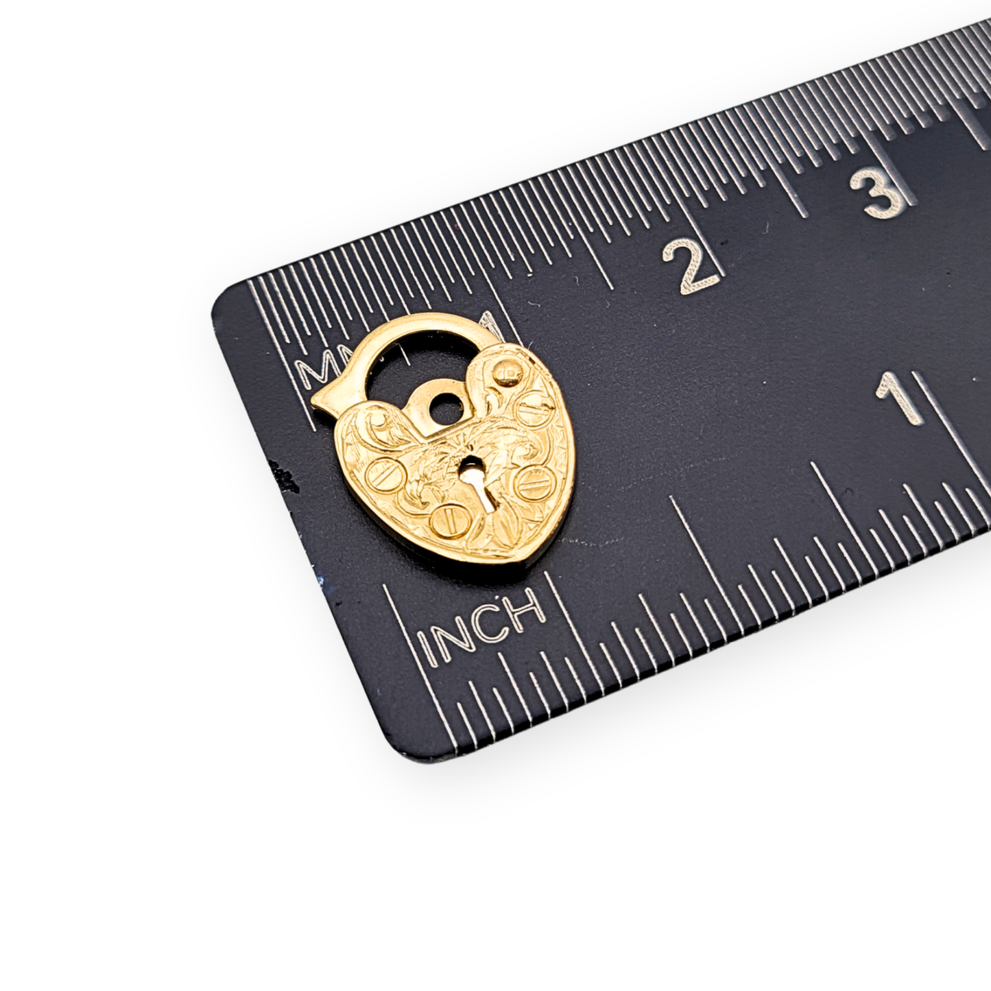 Clearance Item 9ct Gold Heart Padlock, London 1989, Hand Engraved