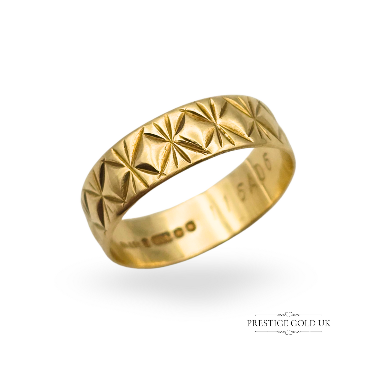 9ct Gold Star Pattern Wedding Band, Engraved “Lucky” Inside, UK O / US 7 1/4