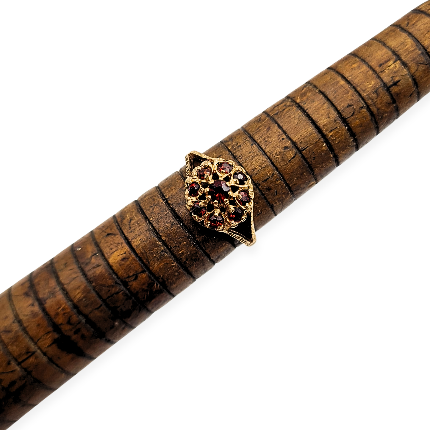 9ct Gold Garnet Cluster Ring 1970 Birmingham Hallmark UK K 1/2