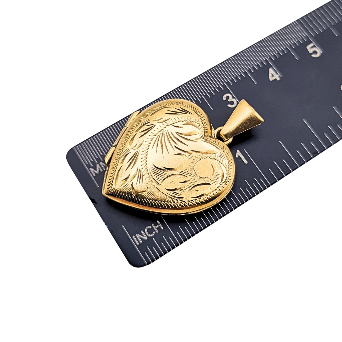 Large 9ct Gold Heart Photo Locket Pendant 25mm Hand Engraved Vintage 1976