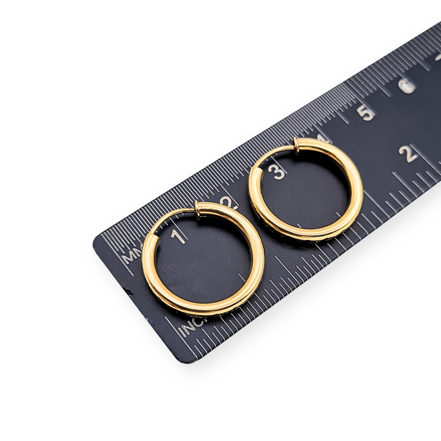 9ct Gold 18mm Hollow Hoop Earrings Zig Zag Pattern 9ct