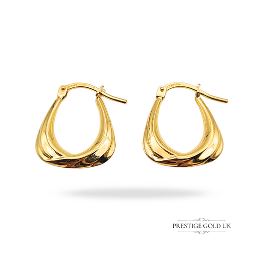 Pair of vintage 9ct gold hollow hoop earrings, stamped 375 and fully tested. Lightweight at 0.87g, measuring 17mm x 14mm with 2.5mm thickness. Square flat-bottom design with secure flip-top fasteners. Elegant everyday gold jewellery.