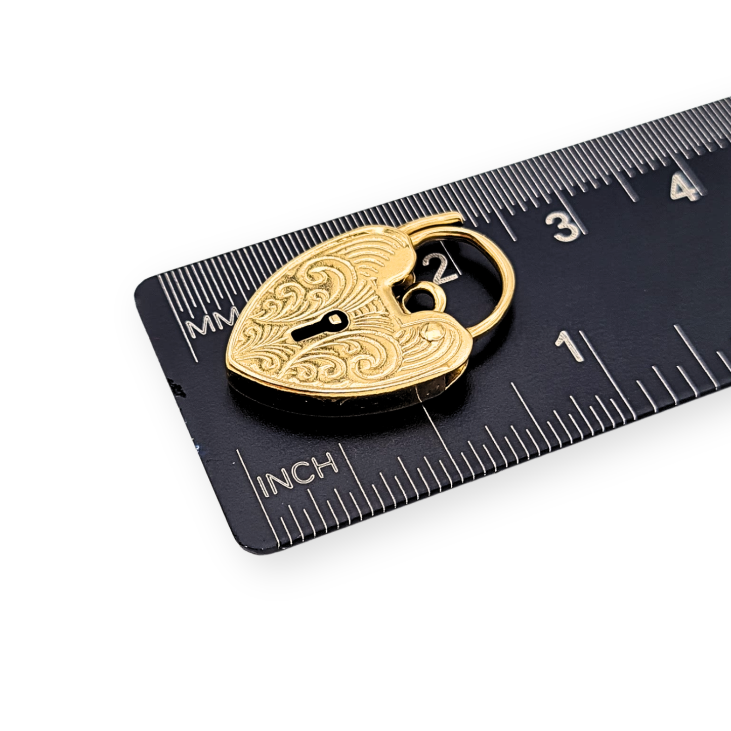9ct Gold Engraved Heart Padlock, London 1977