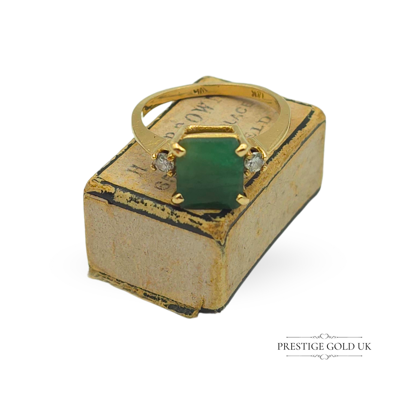 14ct Gold Emerald & Diamond Trilogy Large Emerald Ring  UK N / US 6 3/4 / EU 54