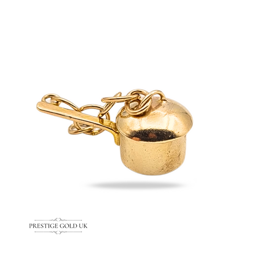 Vintage 9ct gold kitchen pan charm with a removable lid, stamped and fully tested, 20mm long with hollow body and chain attachment, a dainty gold pendant ideal for charm collectors or as a quirky gift for cooking enthusiasts.