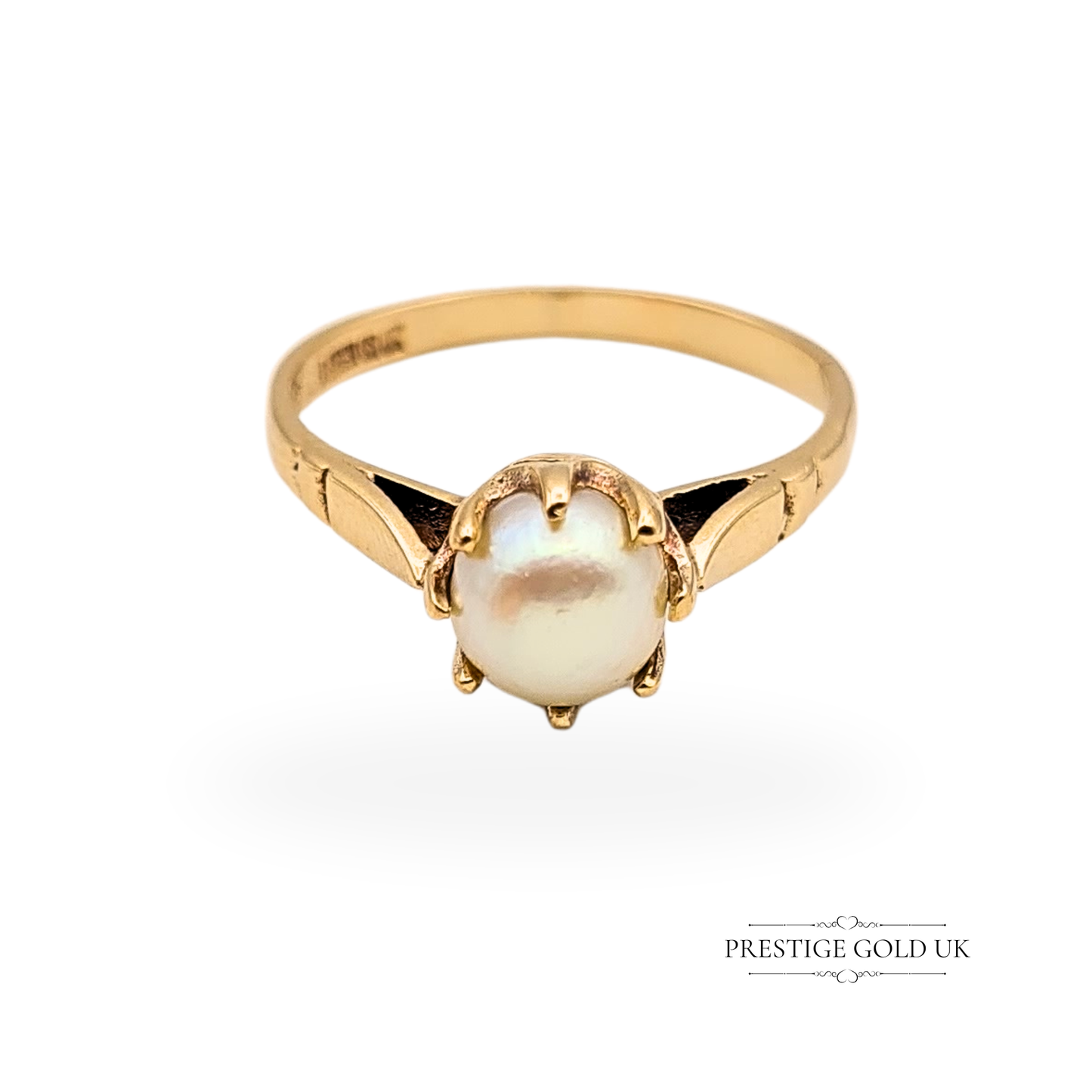 9ct Gold Large Pearl Solitaire Ring, Vintage 1970's Ring UK O 1/2  US 7 1/4