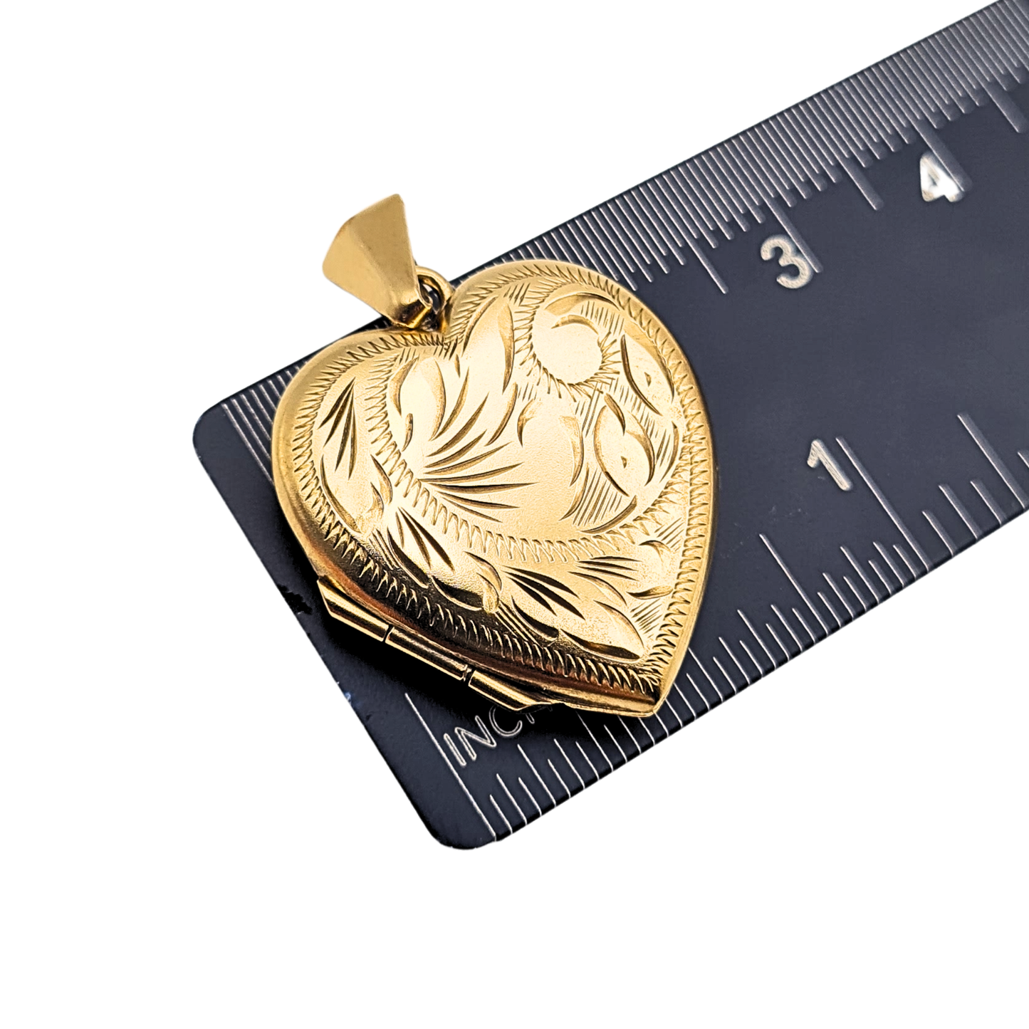Large 9ct Gold Heart Photo Locket Pendant 25mm Hand Engraved Vintage 1976