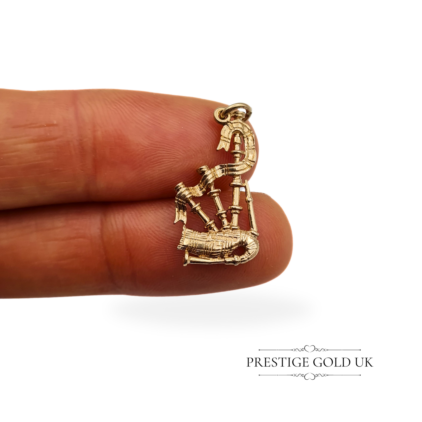 Vintage 9ct Gold Bagpipes Charm Pendant