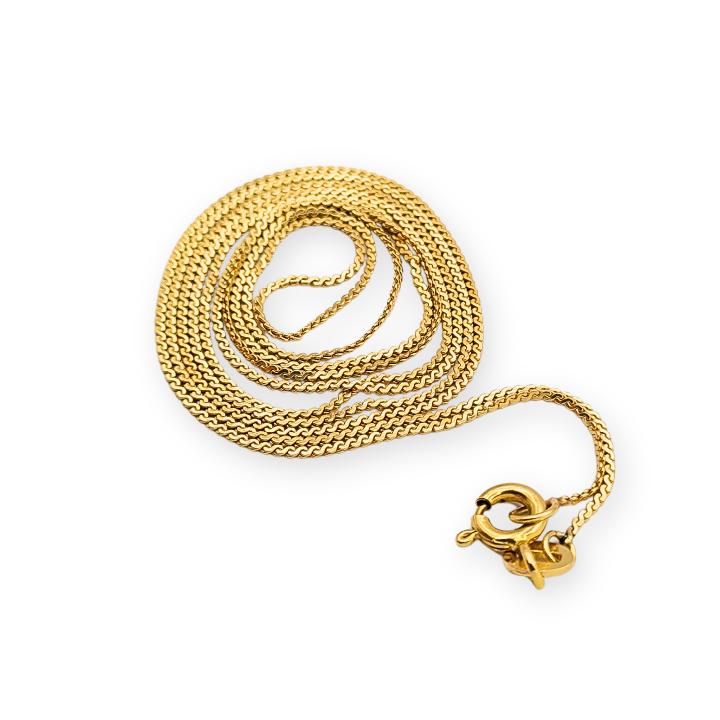Fine 18ct yellow gold S link chain necklace measuring 60cm long and 0.8mm wide, lightweight and delicate with spring ring clasp, stamped 750 and shown against ruler and hand for scale with close-up of clasp detail