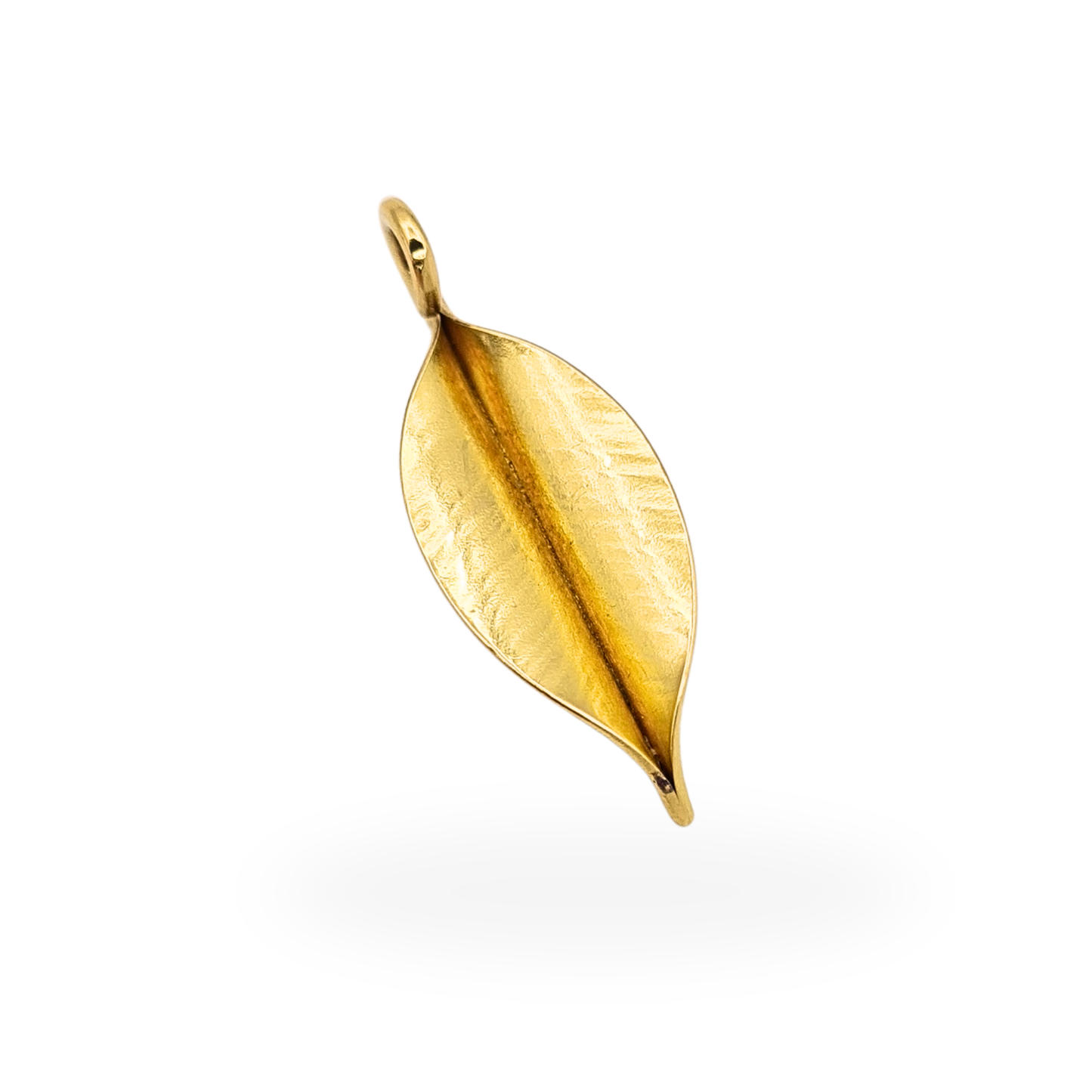Solid 18ct Gold Leaf Pendant Hallmarked Birmingham 2010 Yellow Gold