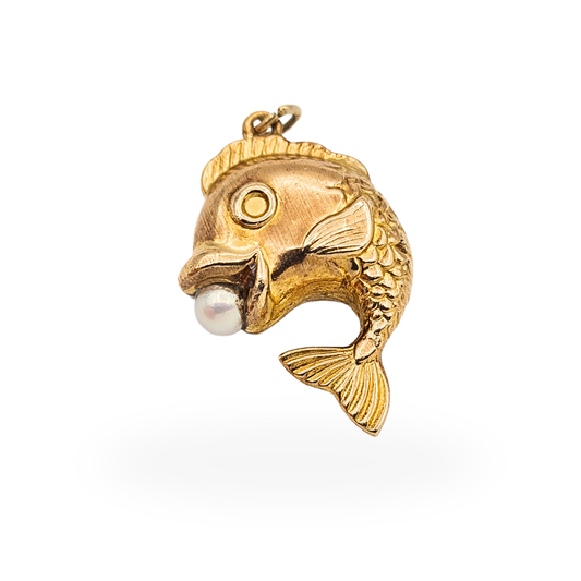 Vintage 9ct gold lucky fish charm pendant with pearl in mouth, Birmingham 1975 hallmark, 25mm.