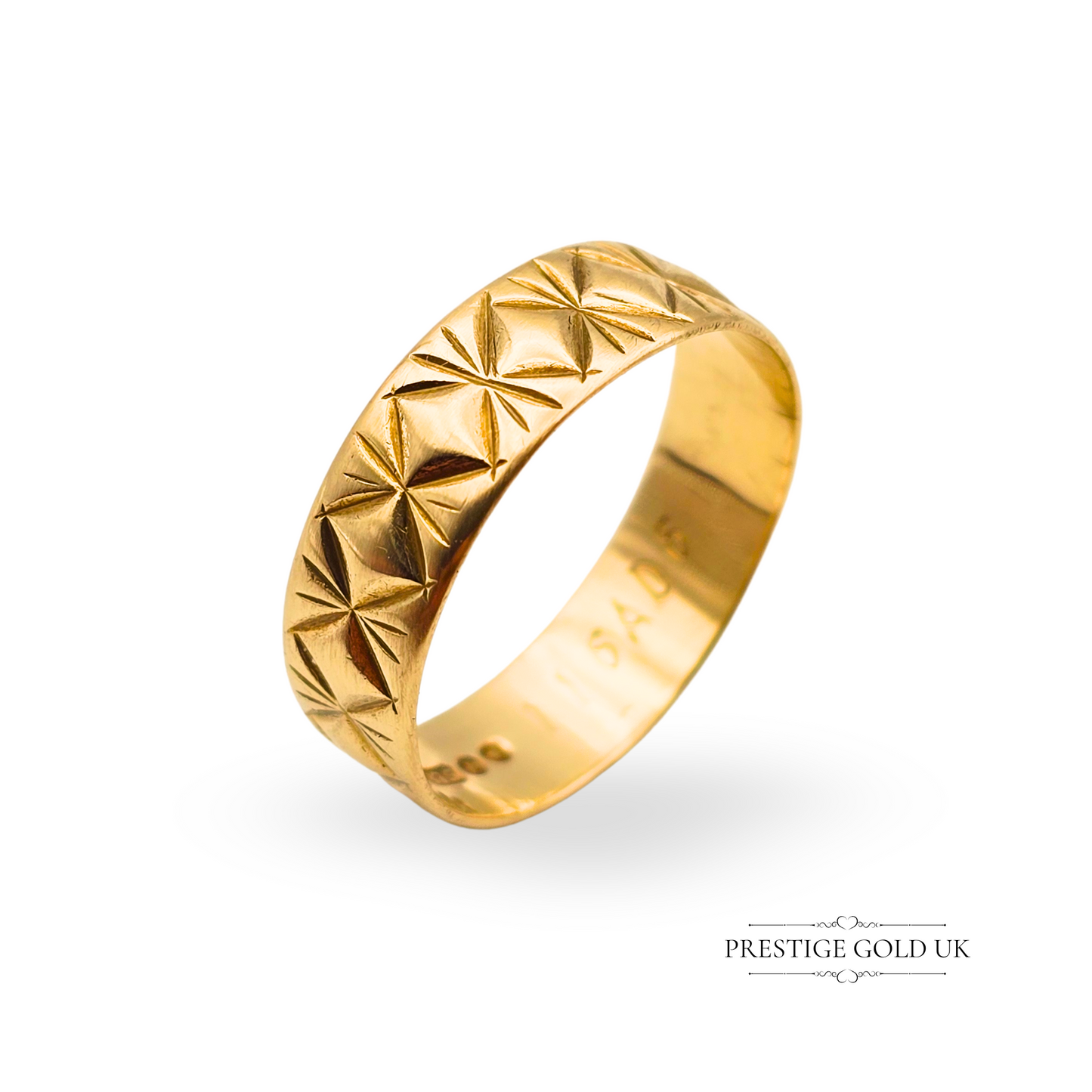 9ct Gold Star Pattern Wedding Band, Engraved “Lucky” Inside, UK O / US 7 1/4