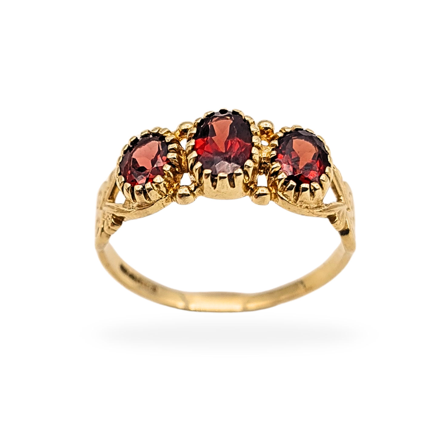 9ct Gold Trilogy Garnet Ring, UK O US 7 1/2, British Hallmark