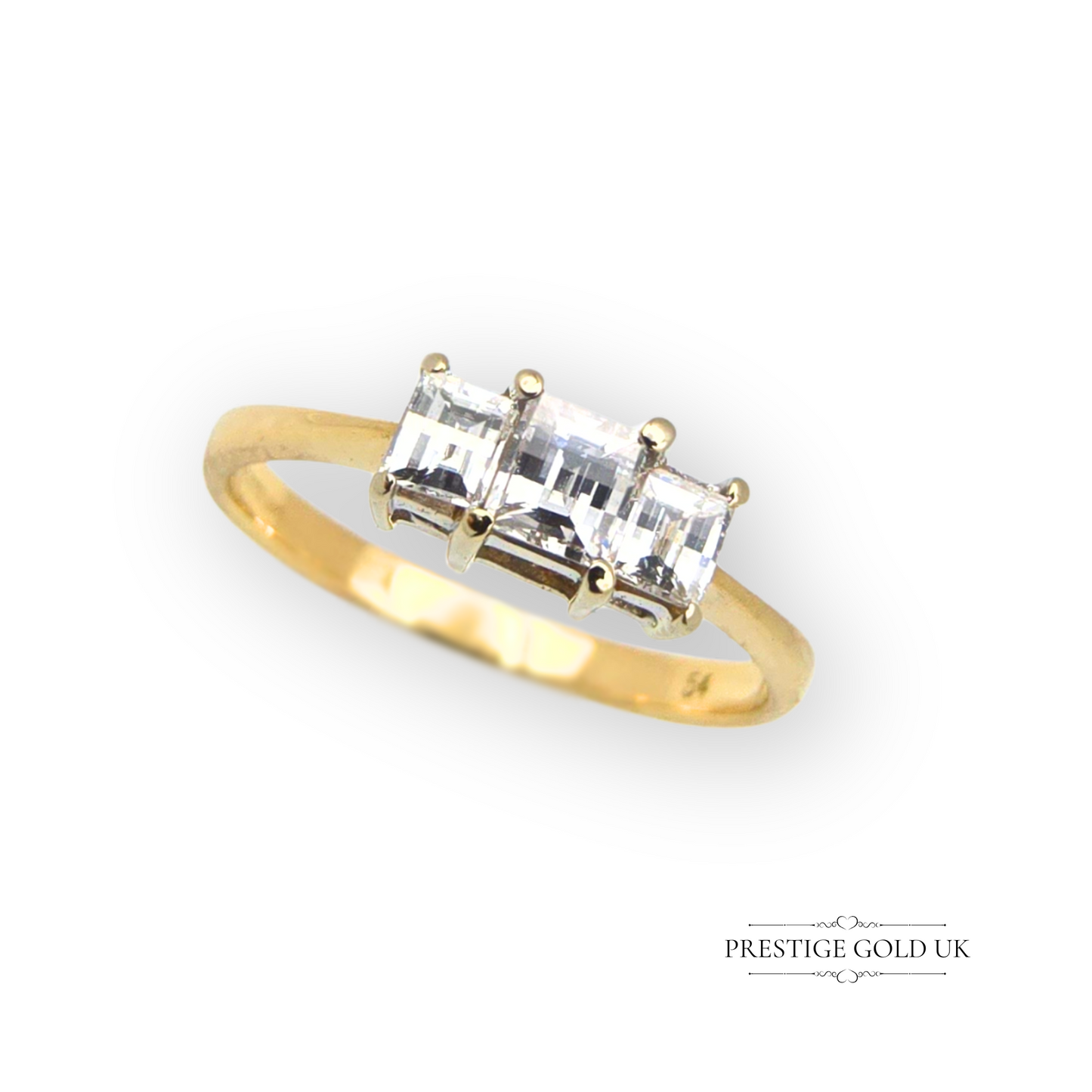 18ct Yellow Gold 3 Stone Millennium Cut Diamond Ring,  Size UK J  US 5