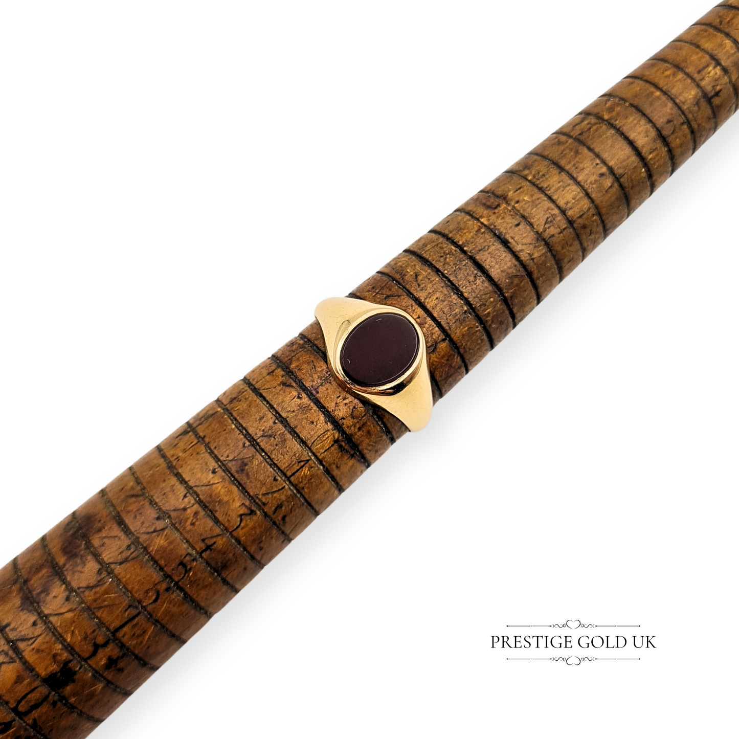 9ct Gold Carnelian Signet Ring, London 1962, UK P 1/2 US 8.