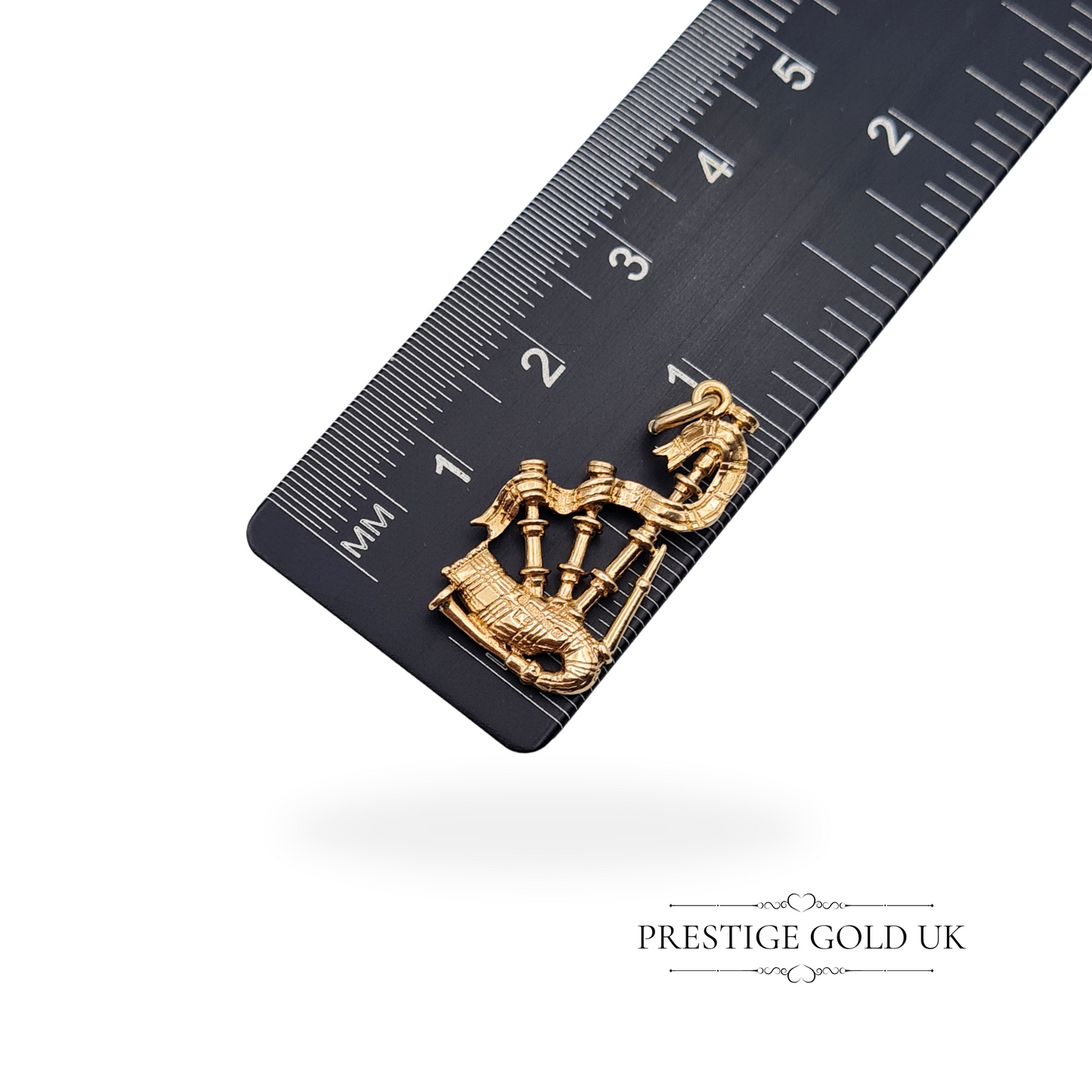 Vintage 9ct Gold Bagpipes Charm Pendant
