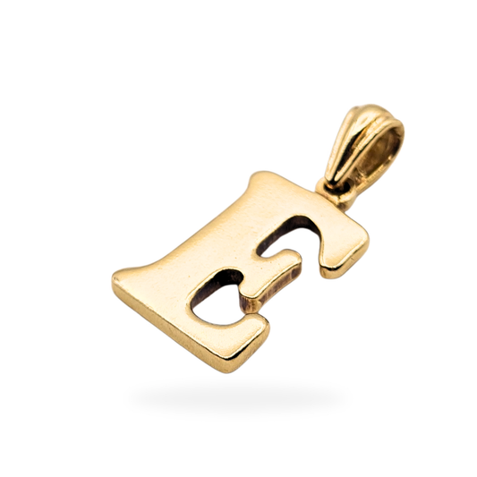 Solid 9ct yellow gold capital letter E pendant, hallmarked Birmingham 1994 with maker’s mark JPM. Measures 19mm tall by 12mm wide, 26mm including bail, and weighs 3.1g. Vintage large-size initial charm in polished gold finish, excellent condition.
