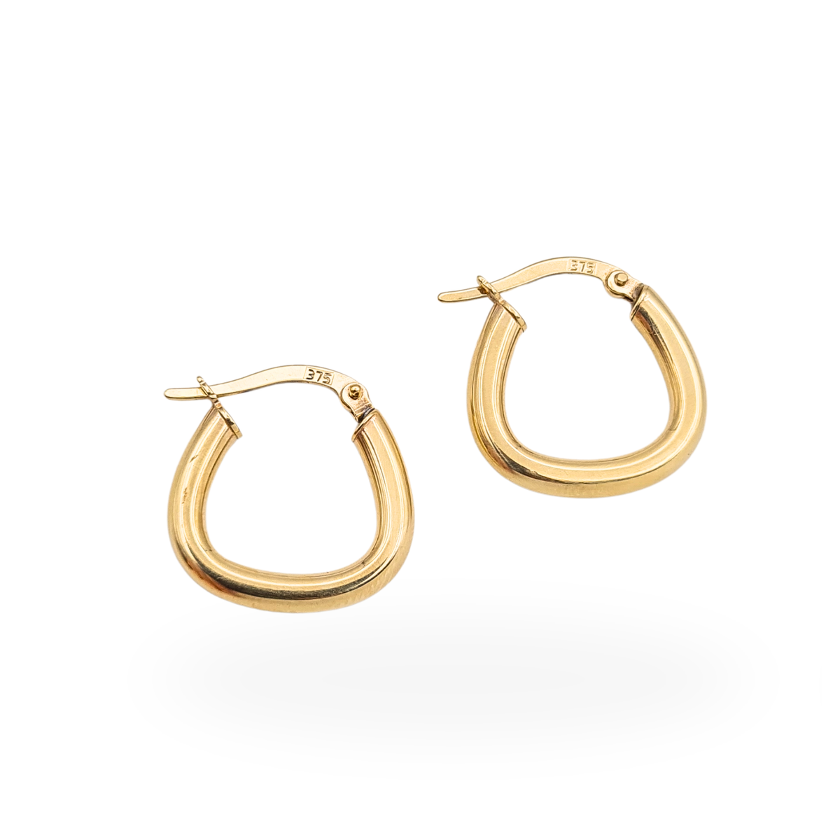 9ct gold puffy triangle hoop earrings 18mm lightweight hollow gold hinged earrings stamped 375