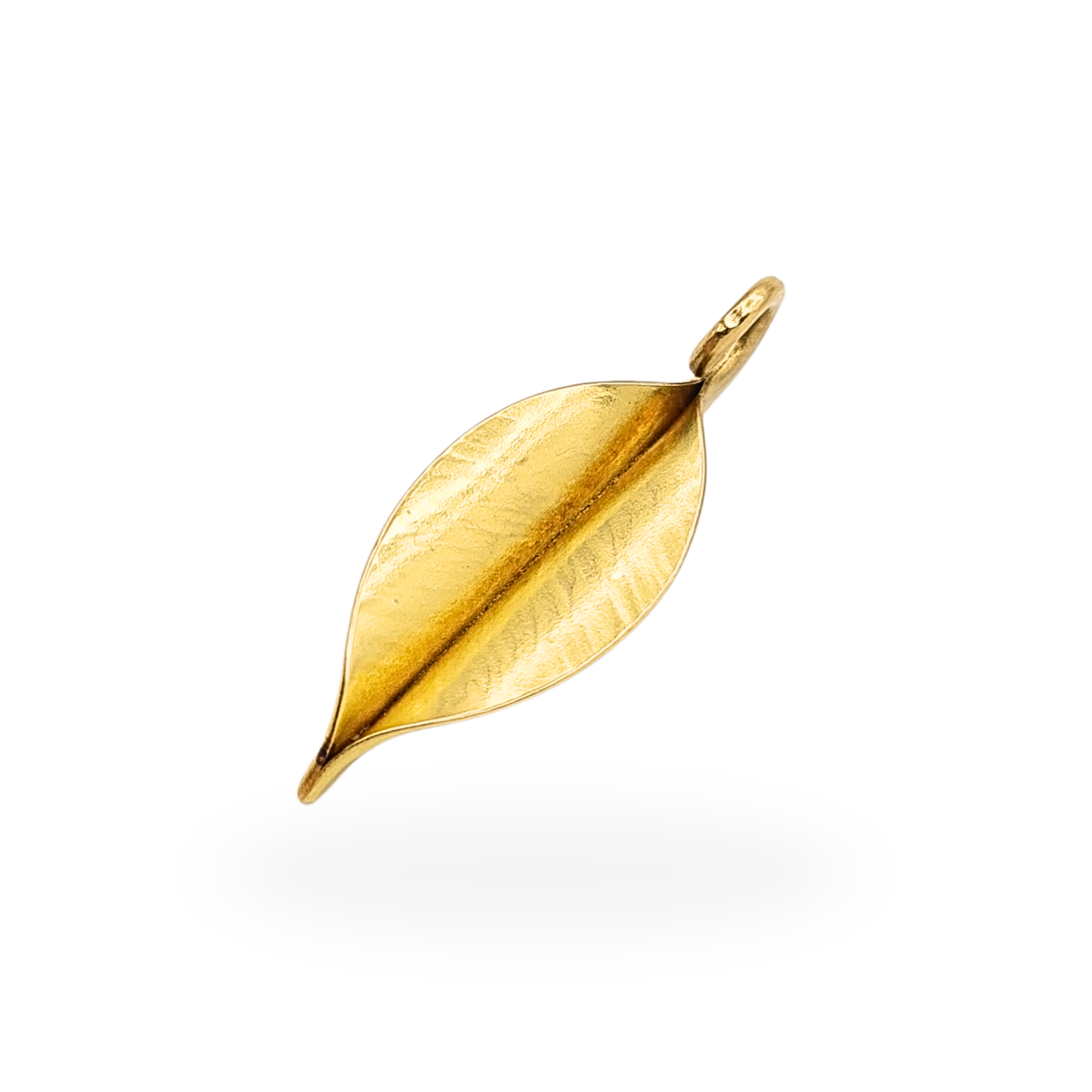 Solid 18ct Gold Leaf Pendant Hallmarked Birmingham 2010 Yellow Gold